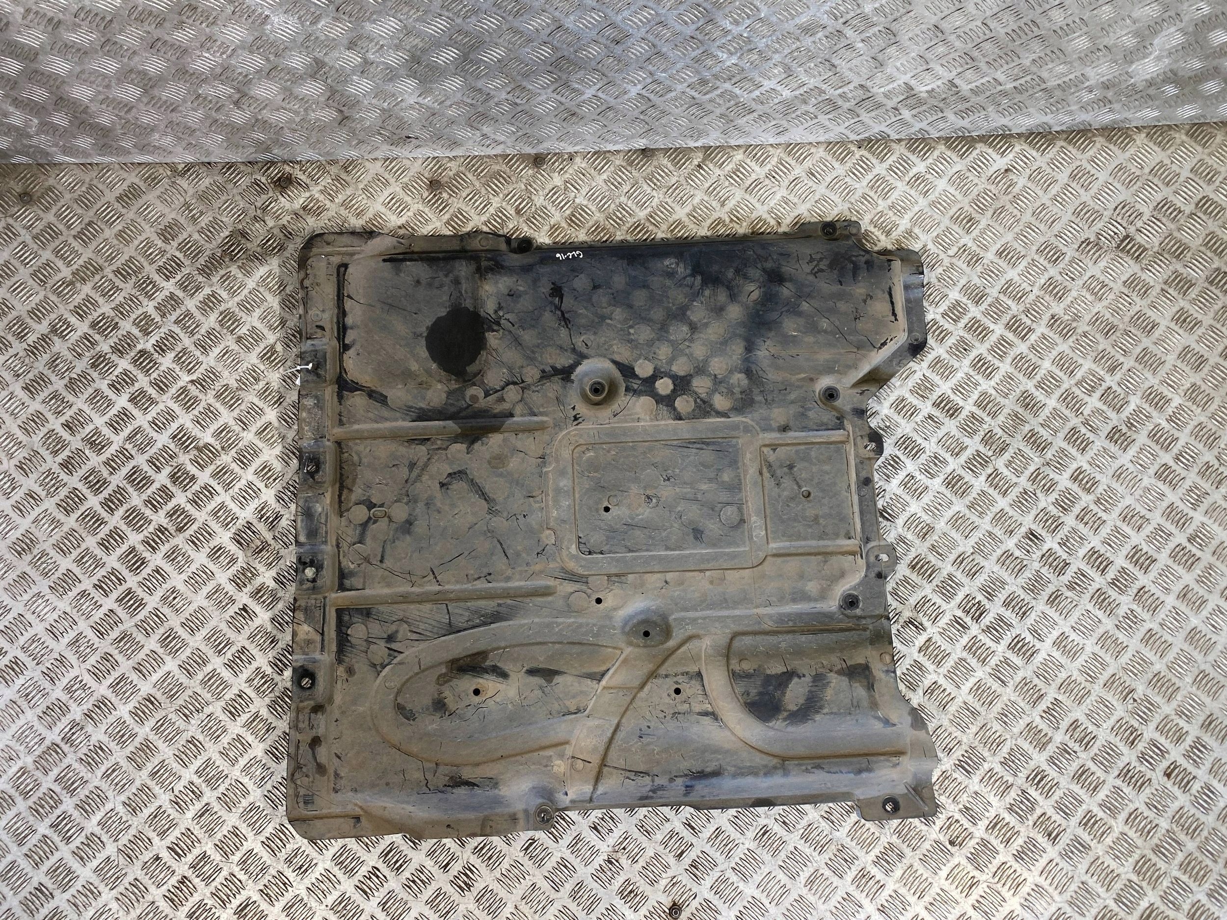 Getriebeabdeckung Mercedes-Benz GLC OEM 2535201300