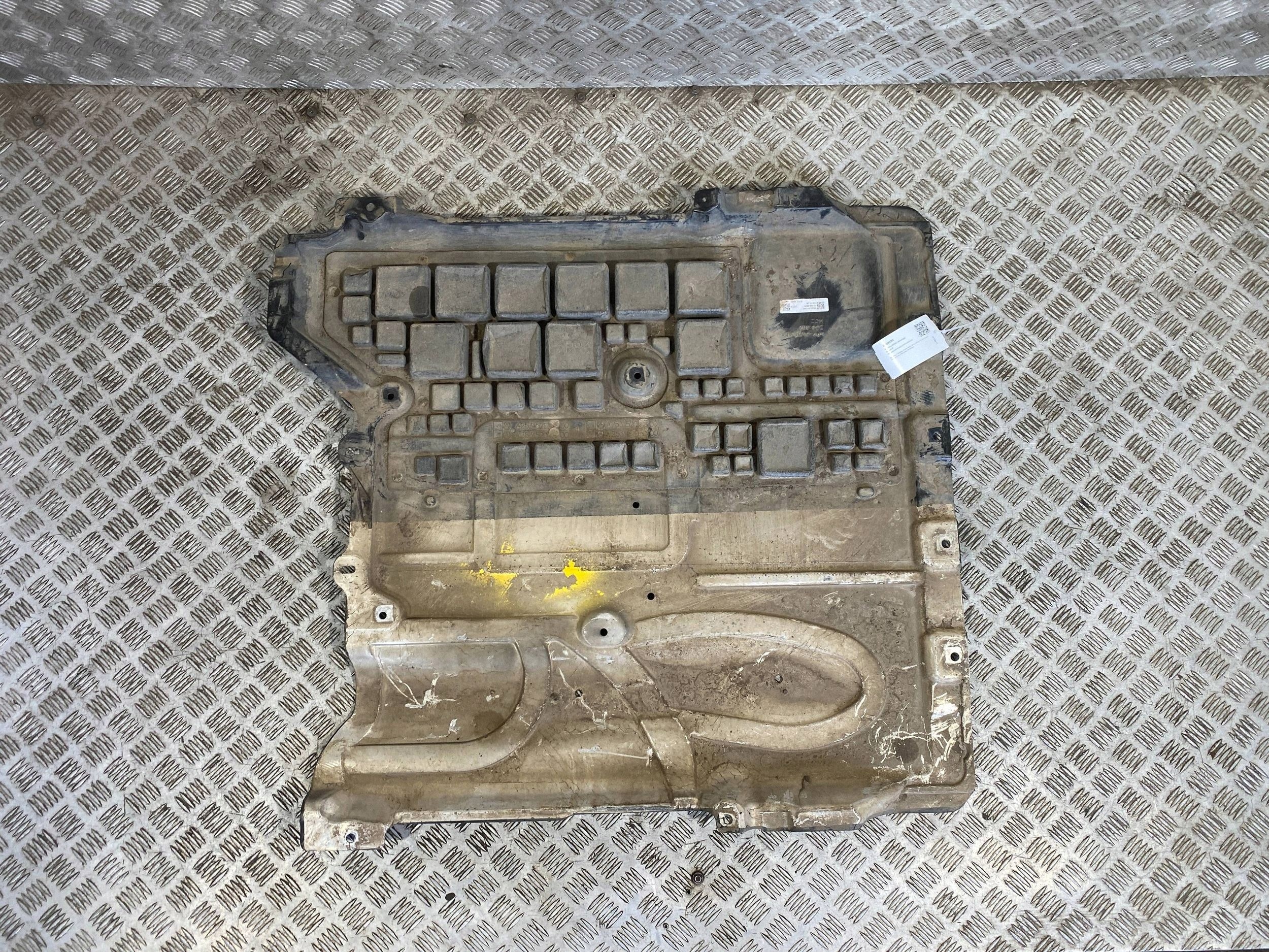 Getriebeabdeckung Mercedes-Benz GLC OEM 2535201300 image 7