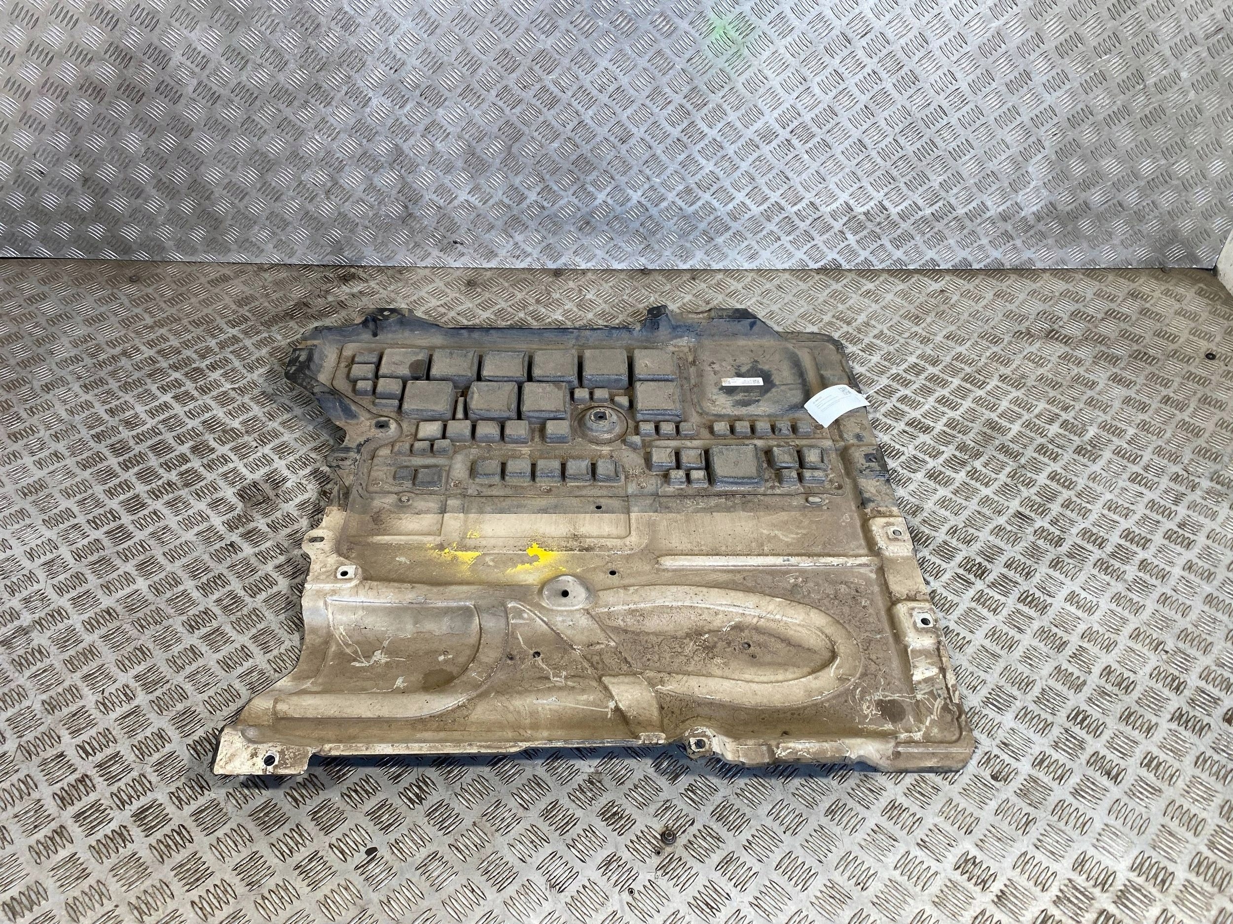 Getriebeabdeckung Mercedes-Benz GLC OEM 2535201300 image 8