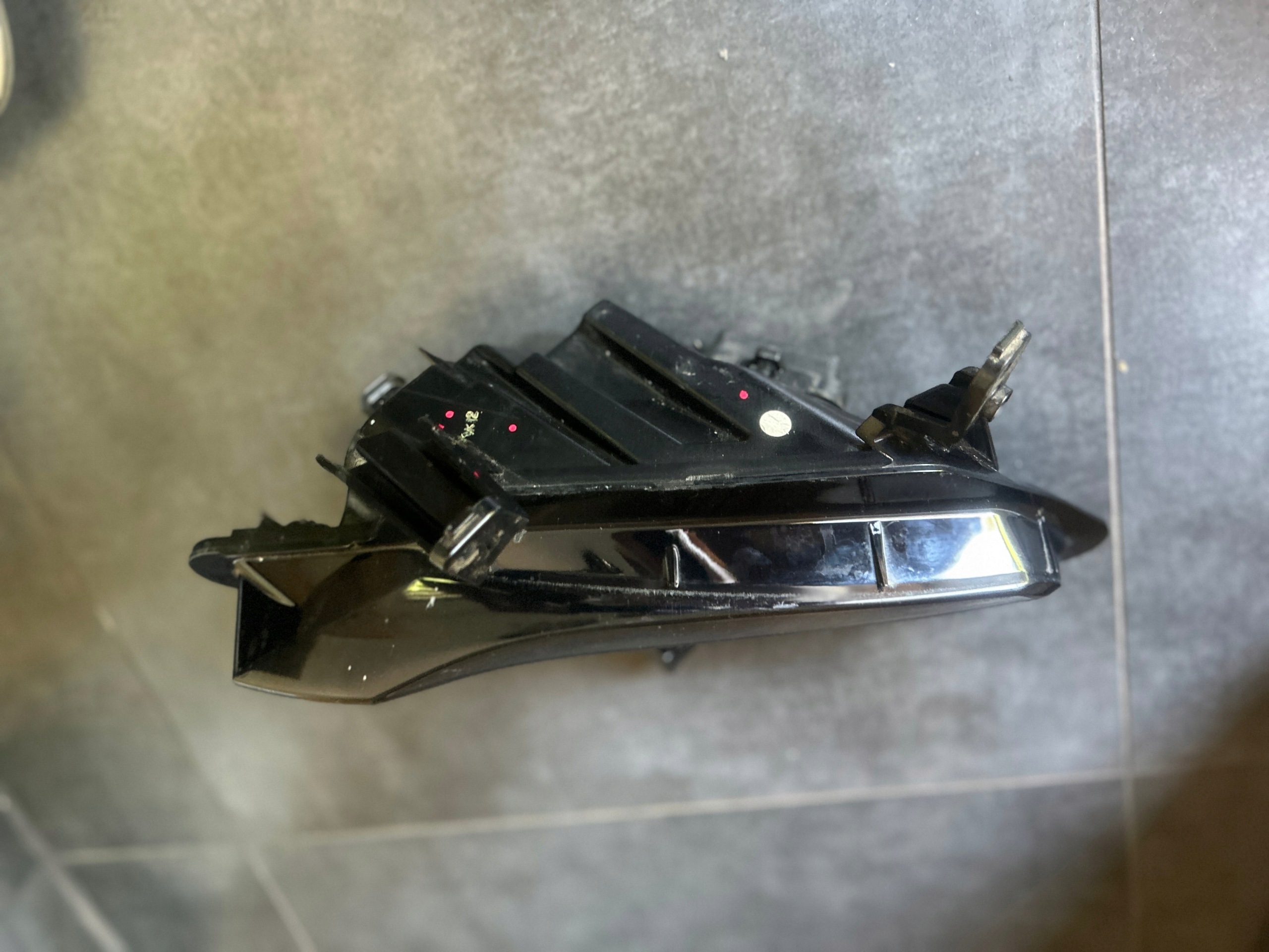OEM 92201-J7500 Left Front Halogen Headlight Kia Ceed image 2