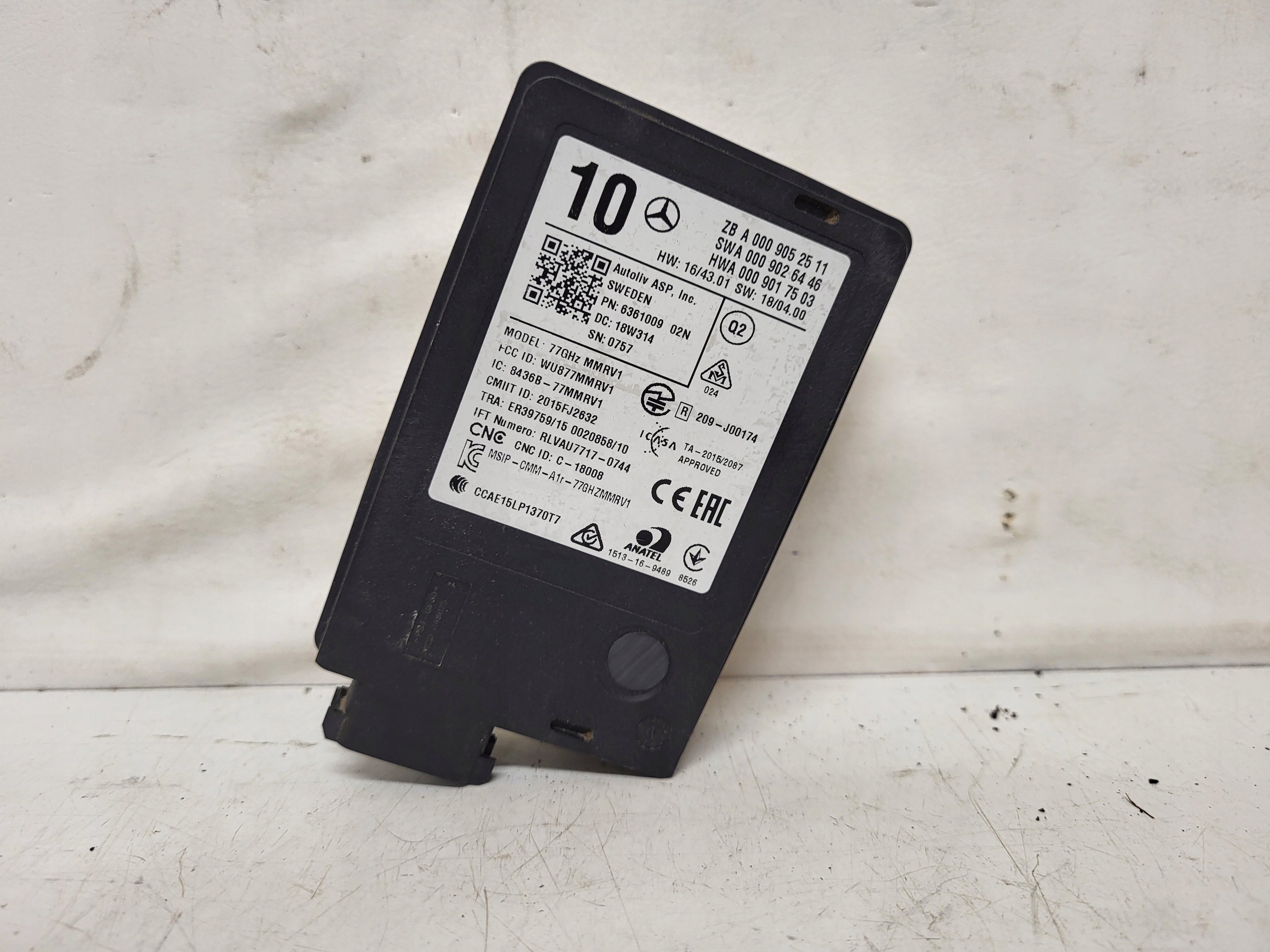 Mercedes-Benz Spurhalteassistent Sensor OEM A0009052511 image 2