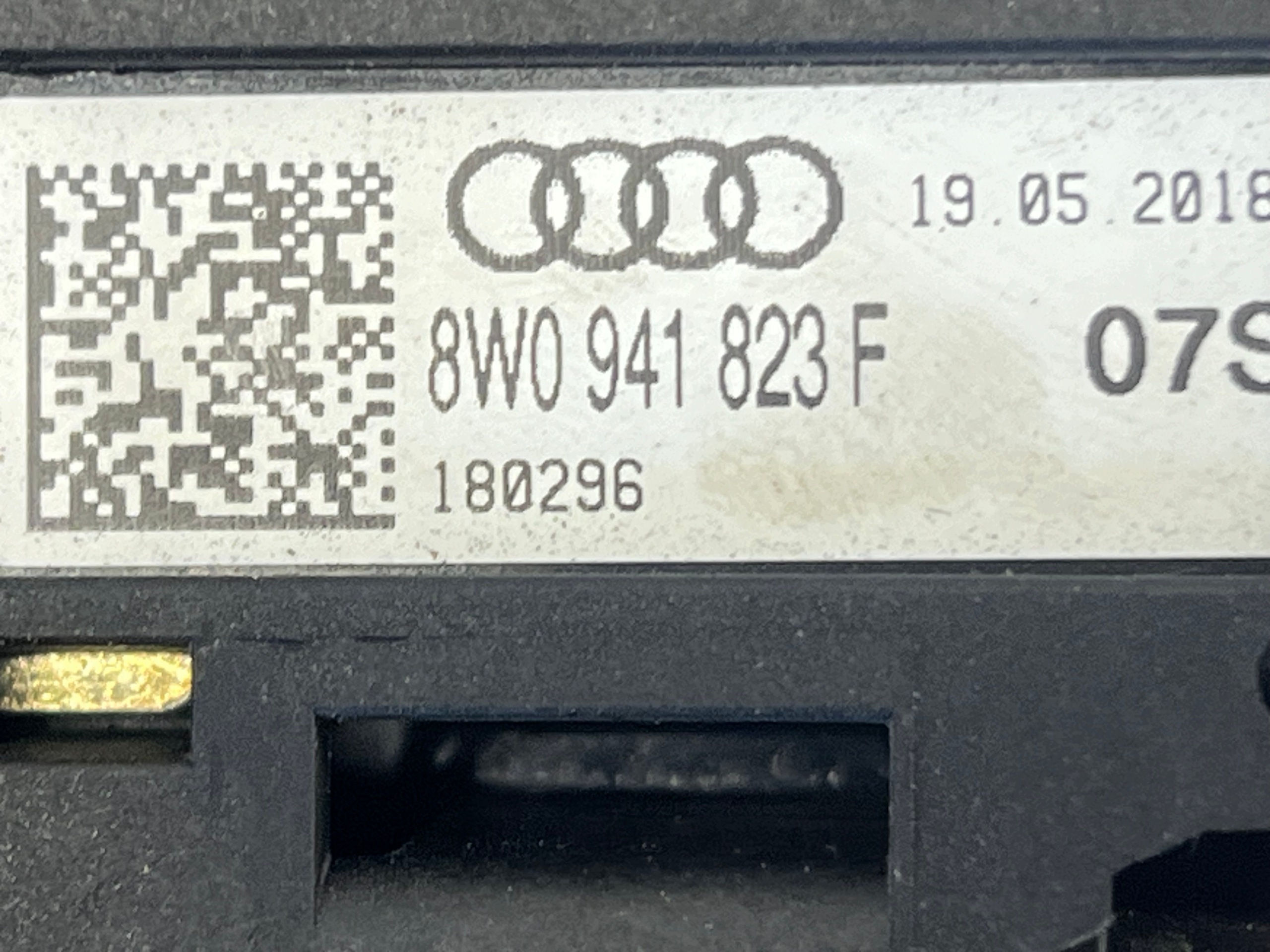 Stromverteiler Audi A5 II F5 8W OEM 8W0941823F image 3