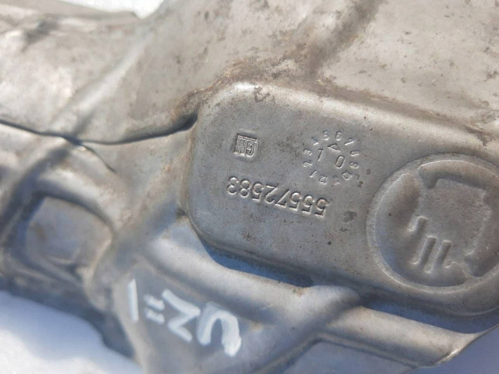 Turbolämmönsuoja OEM 55572583 Opel 2.0 CDTI:lle
