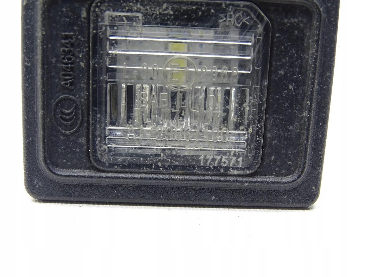 Luz Matrícula Mercedes A1729061100 Clase A W176 image 6