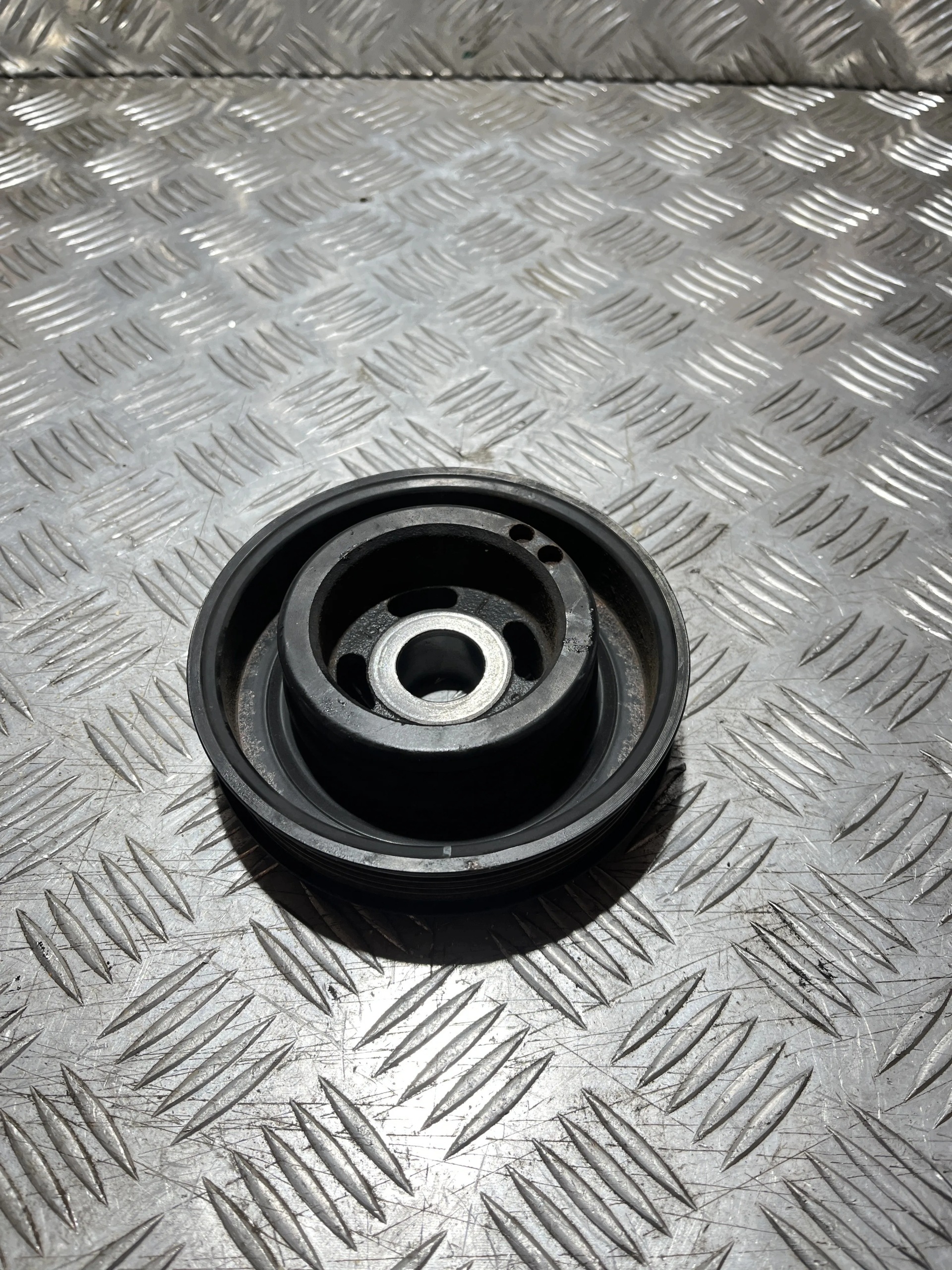BM5G-6B319-BC Krukaspulley Bout - Ford 1.5 EcoBoost image 2