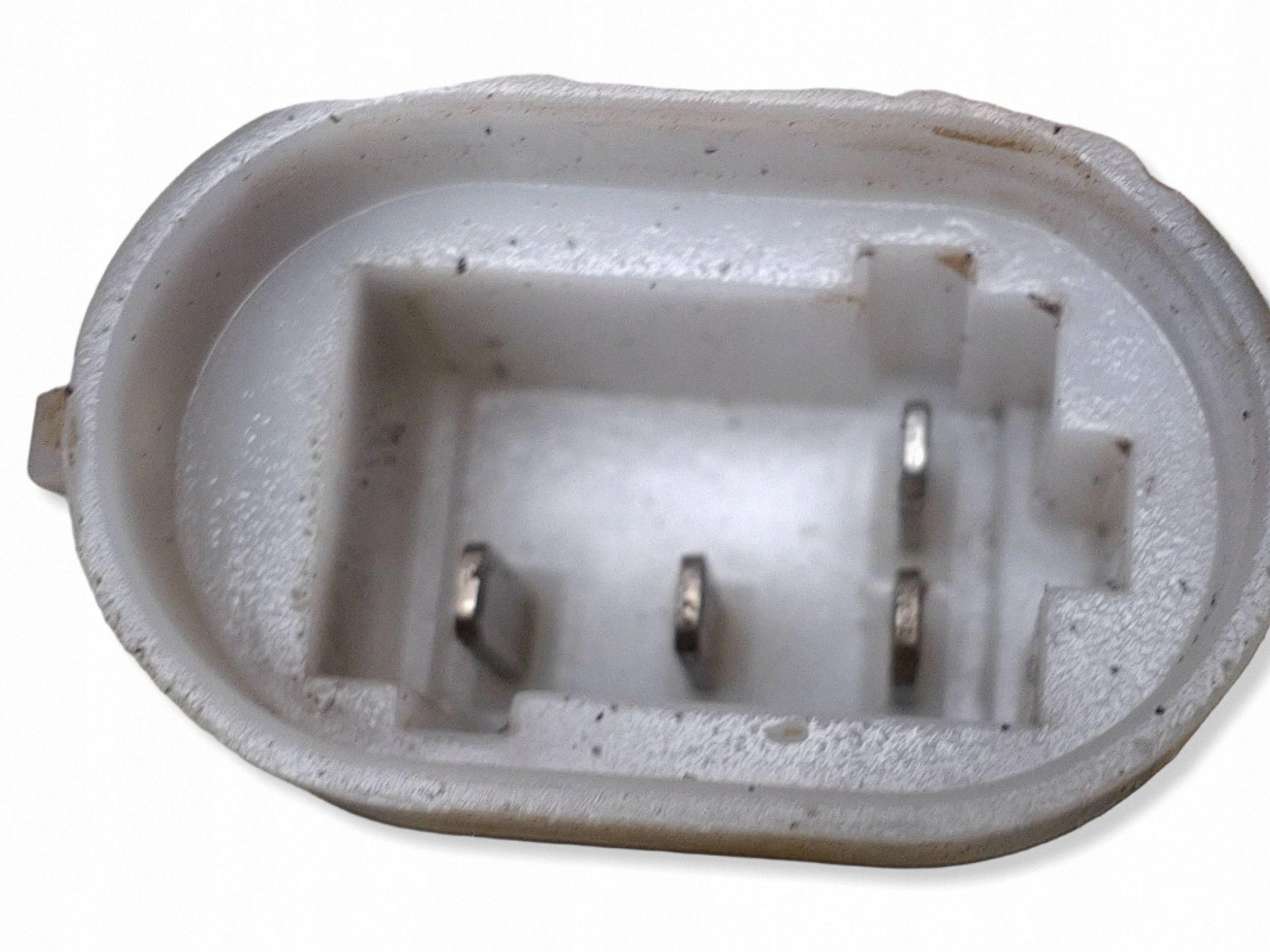 Renault Trafic II Bränslenivåsensor OEM 8200009645C image 4