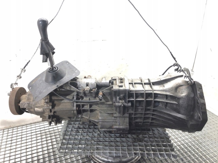 Vaihteisto alennusvaihteella Hyundai Terracan 43000-49531 2.9 150hv 01-08