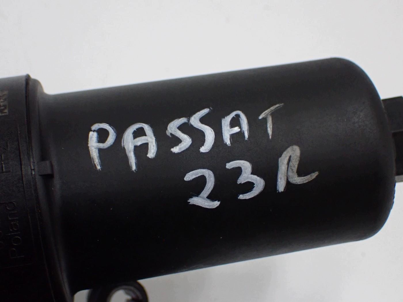 Ölfiltergehäuse OEM 05L115389AF für Skoda Octavia IV image 9