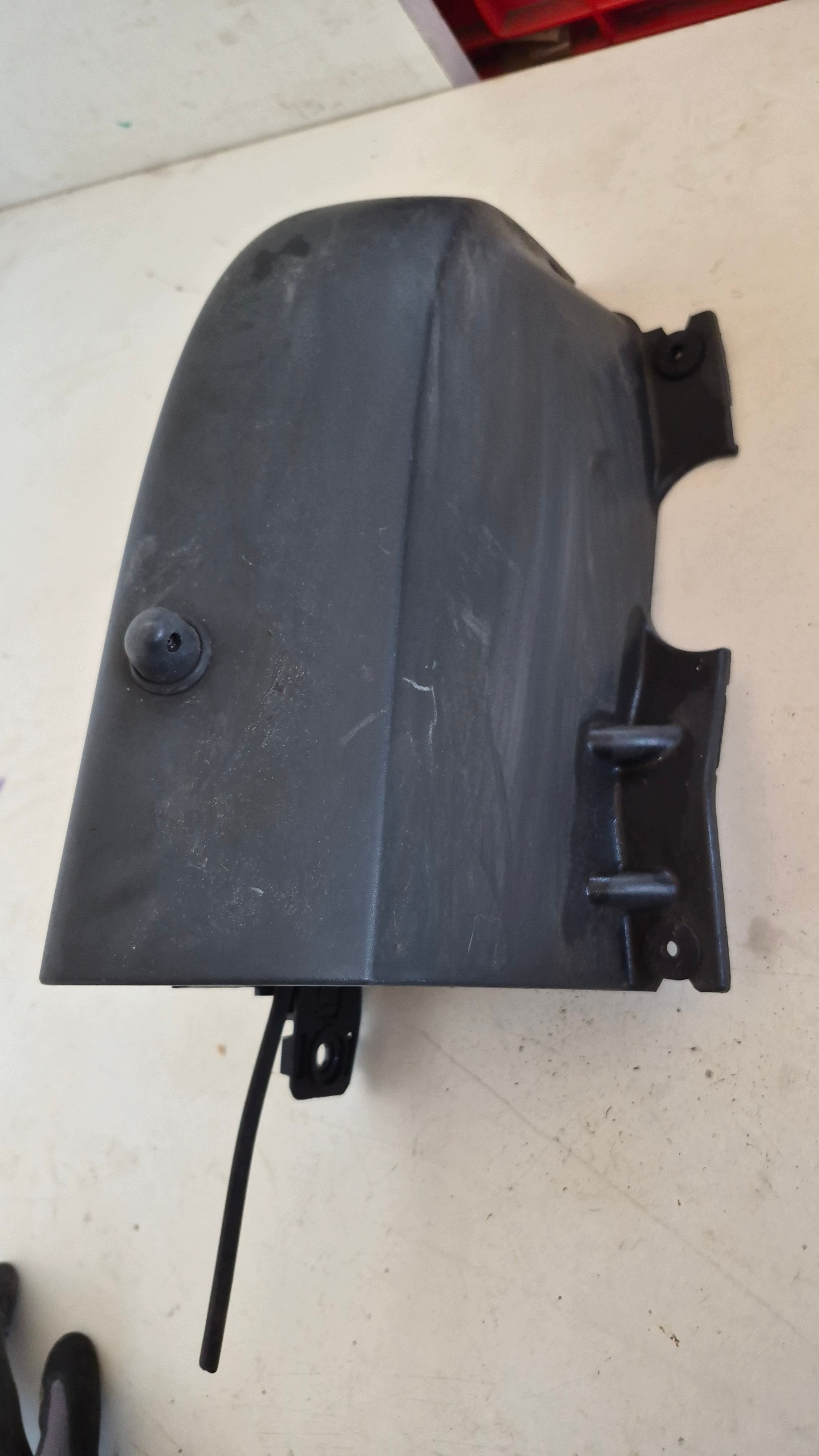 OEM 8200229874 Vasen Taka-Valonurkka-Kansi