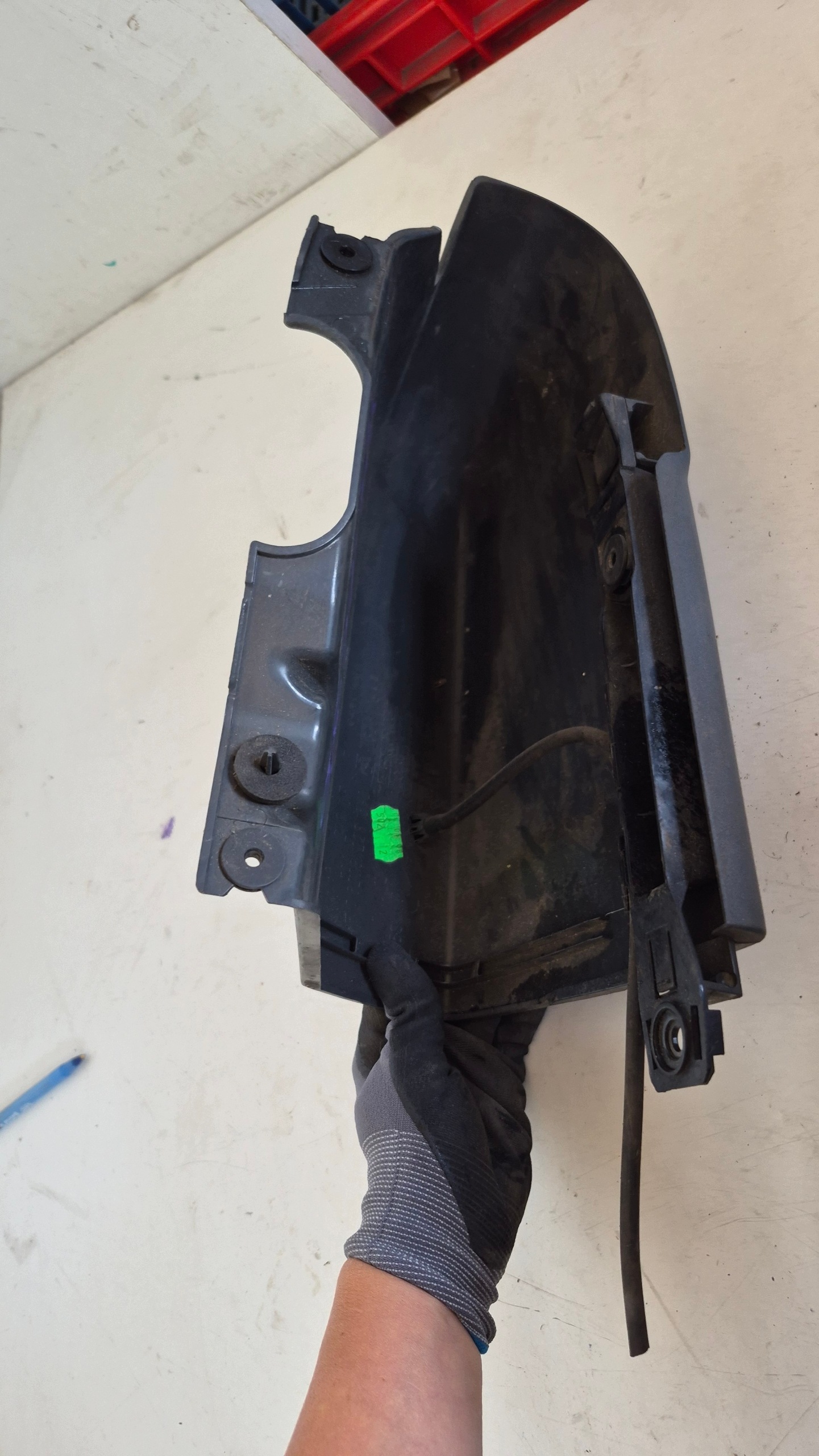 OEM 8200229874 Vänster Baklykta Hörnskydd image 4