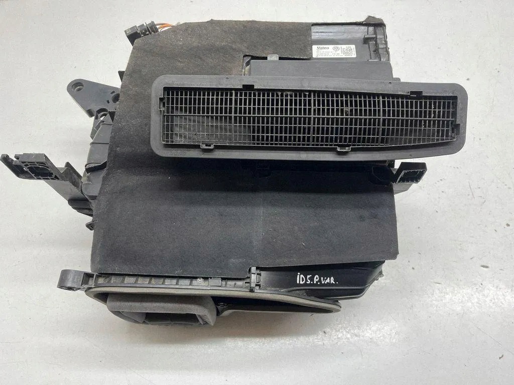 Lämmitys Audi Q4 Sportback e-tron OEM 1EA820153M image 2