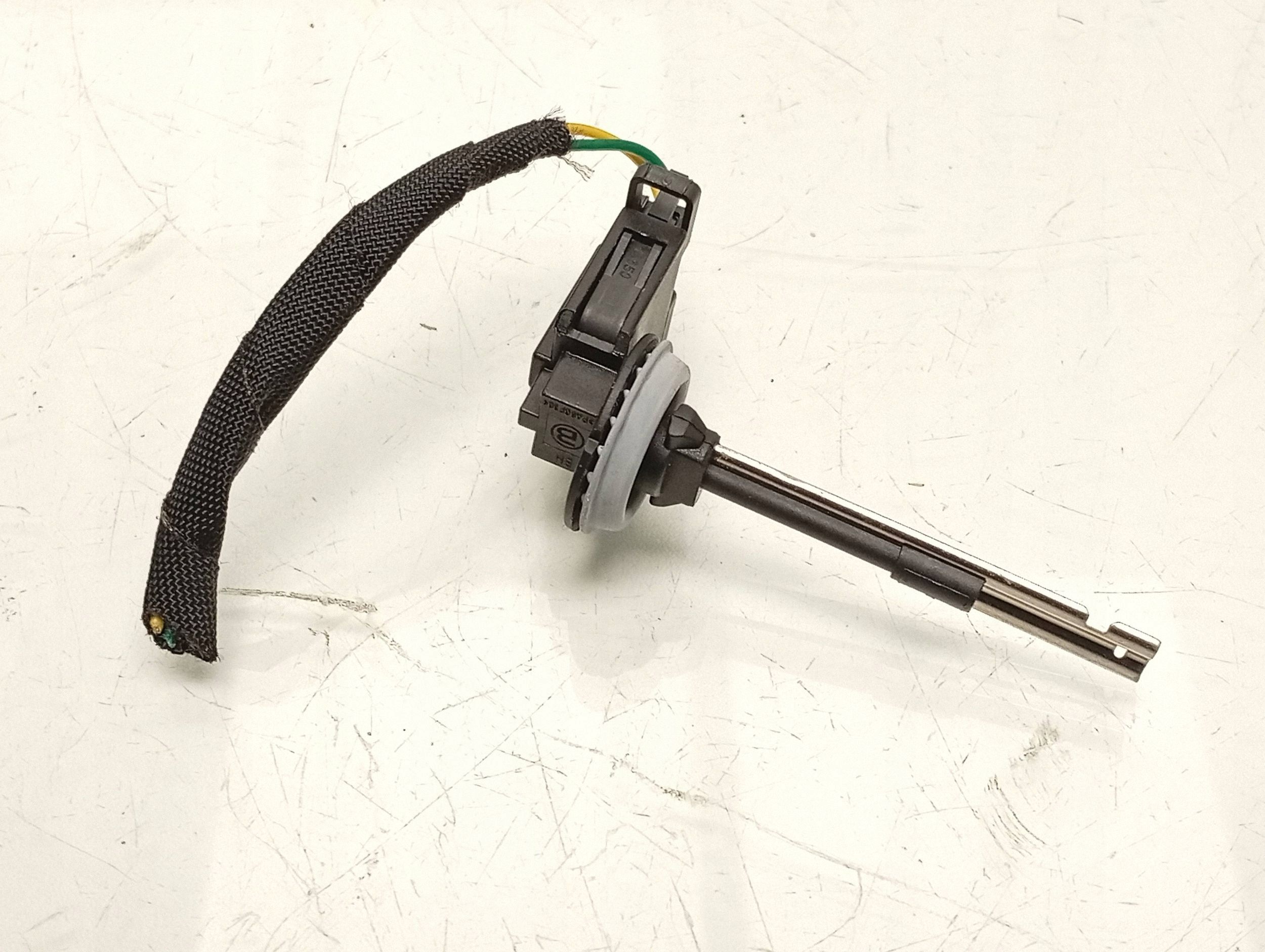 Temperature sensor SKODA ROOMSTER (5J) 6Q0820539 1.4L petrol 63kW 2007 image 3