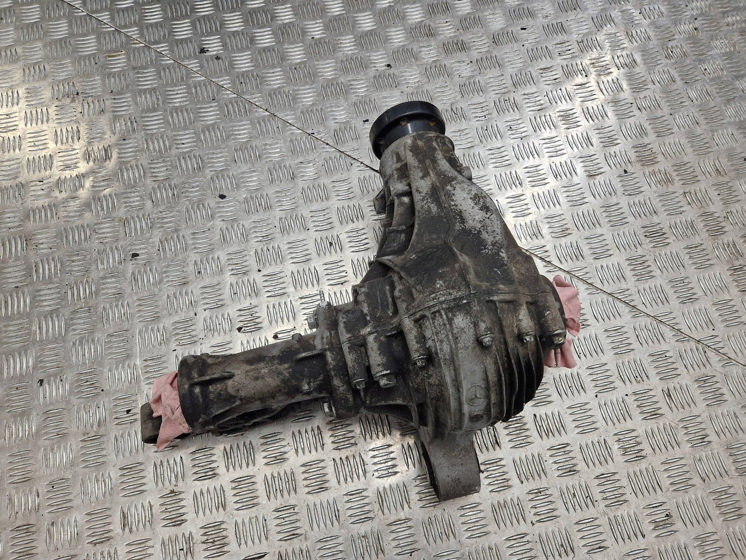 Redutor dianteiro OEM 4460310034 para Mercedes-Benz M-Class image 4
