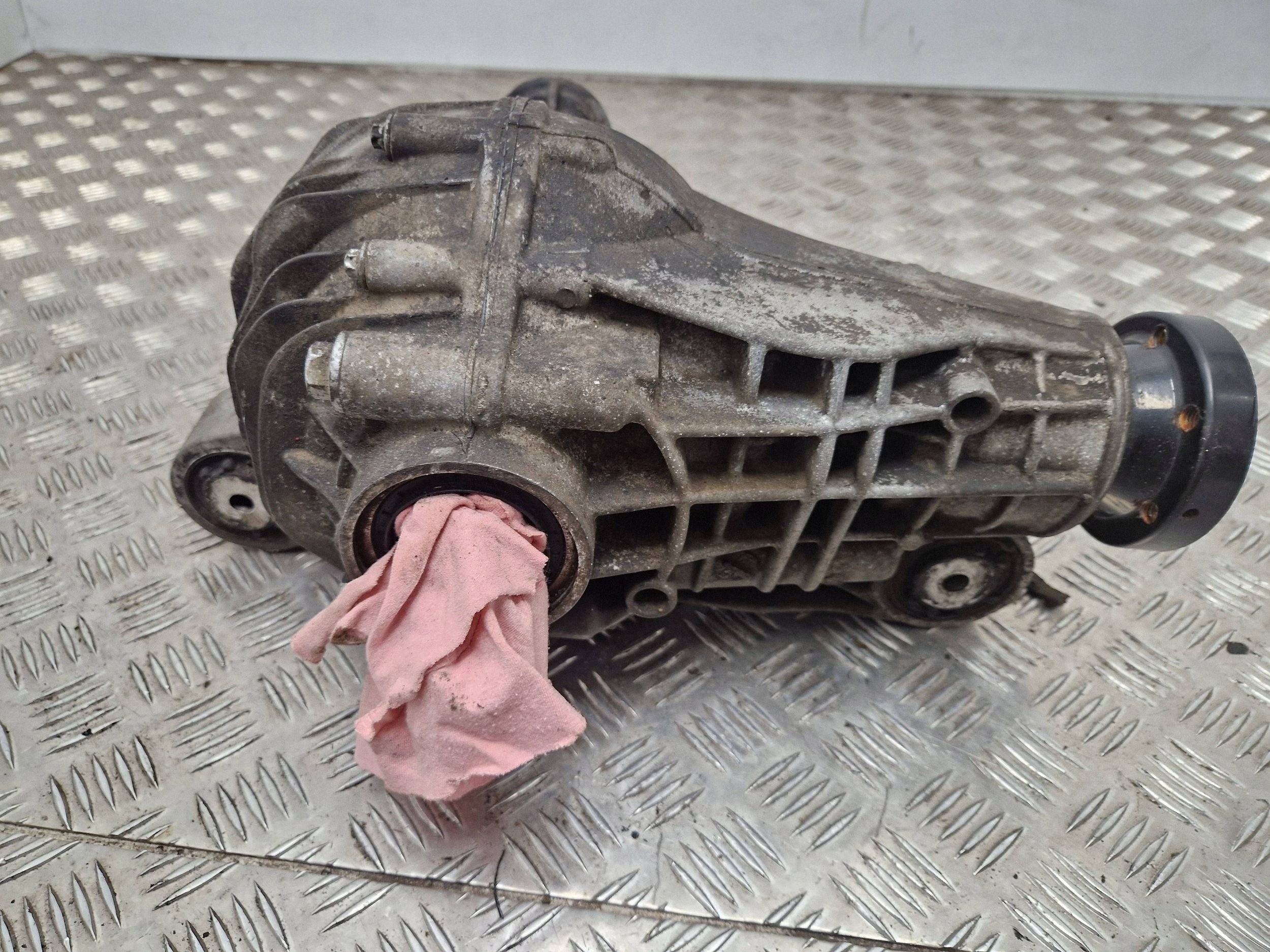 Redutor dianteiro OEM 4460310034 para Mercedes-Benz M-Class image 6