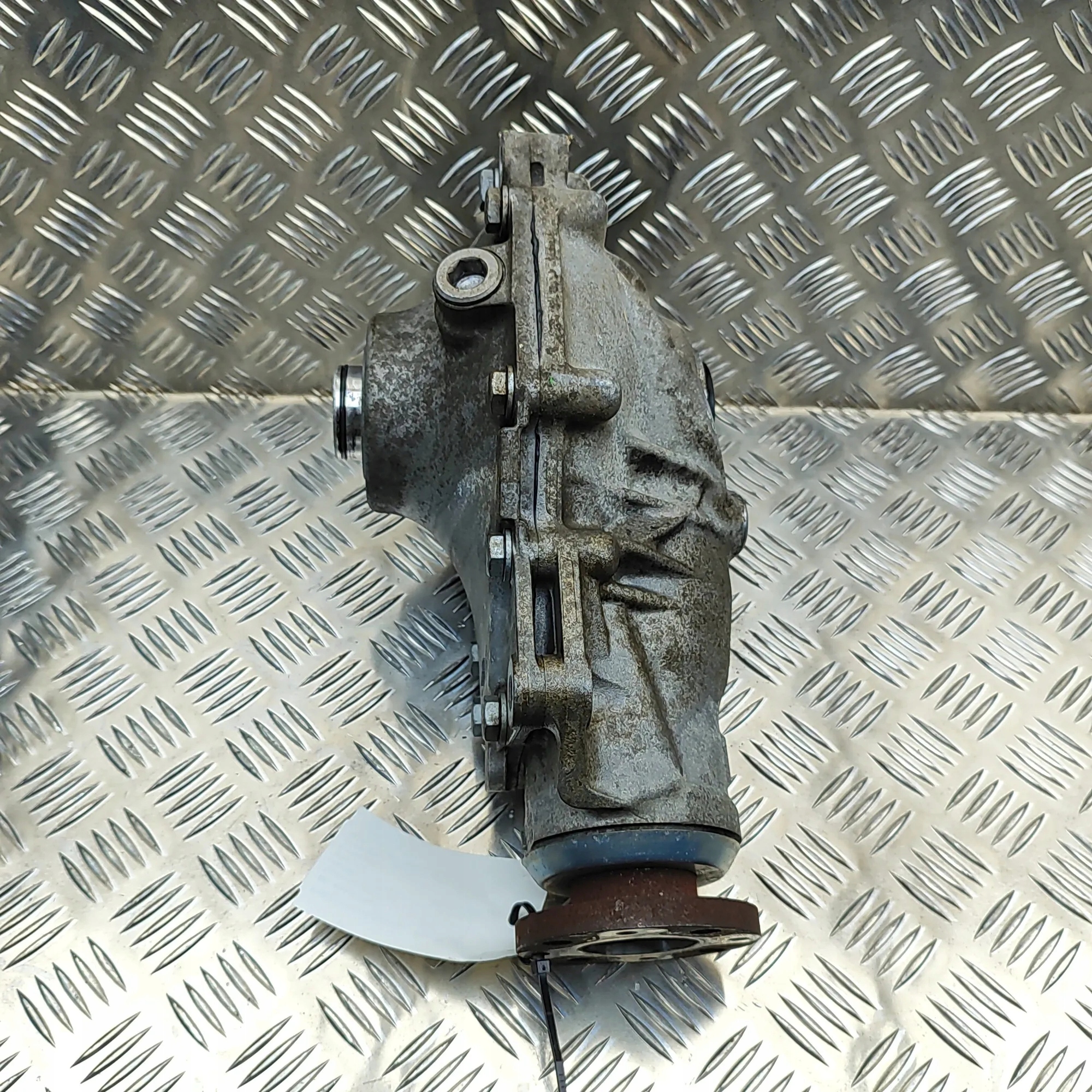 BMW Etudifferentiaali OEM 7558151 - Käytetty