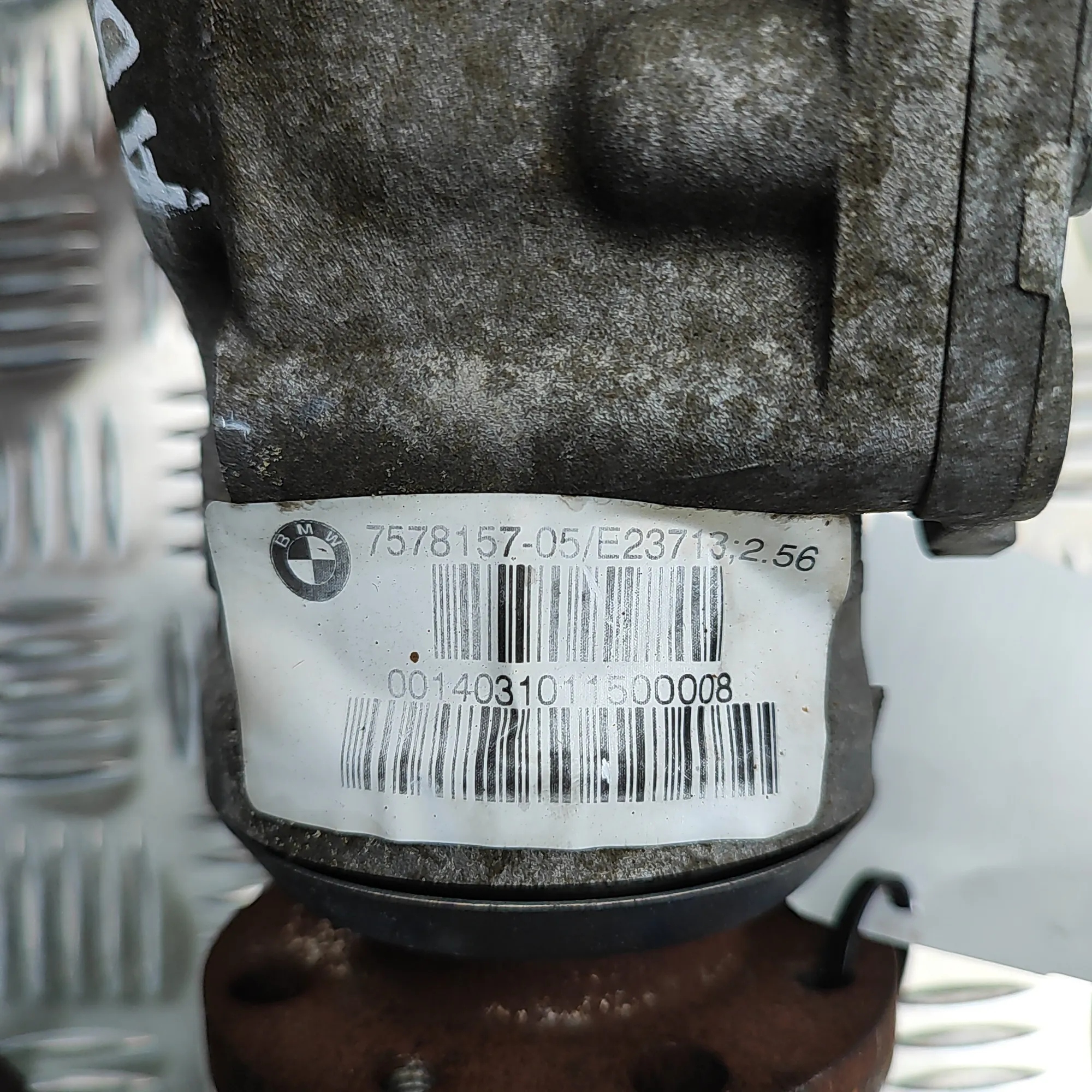 BMW Vorderdifferential OEM 7558151 - Gebraucht image 5