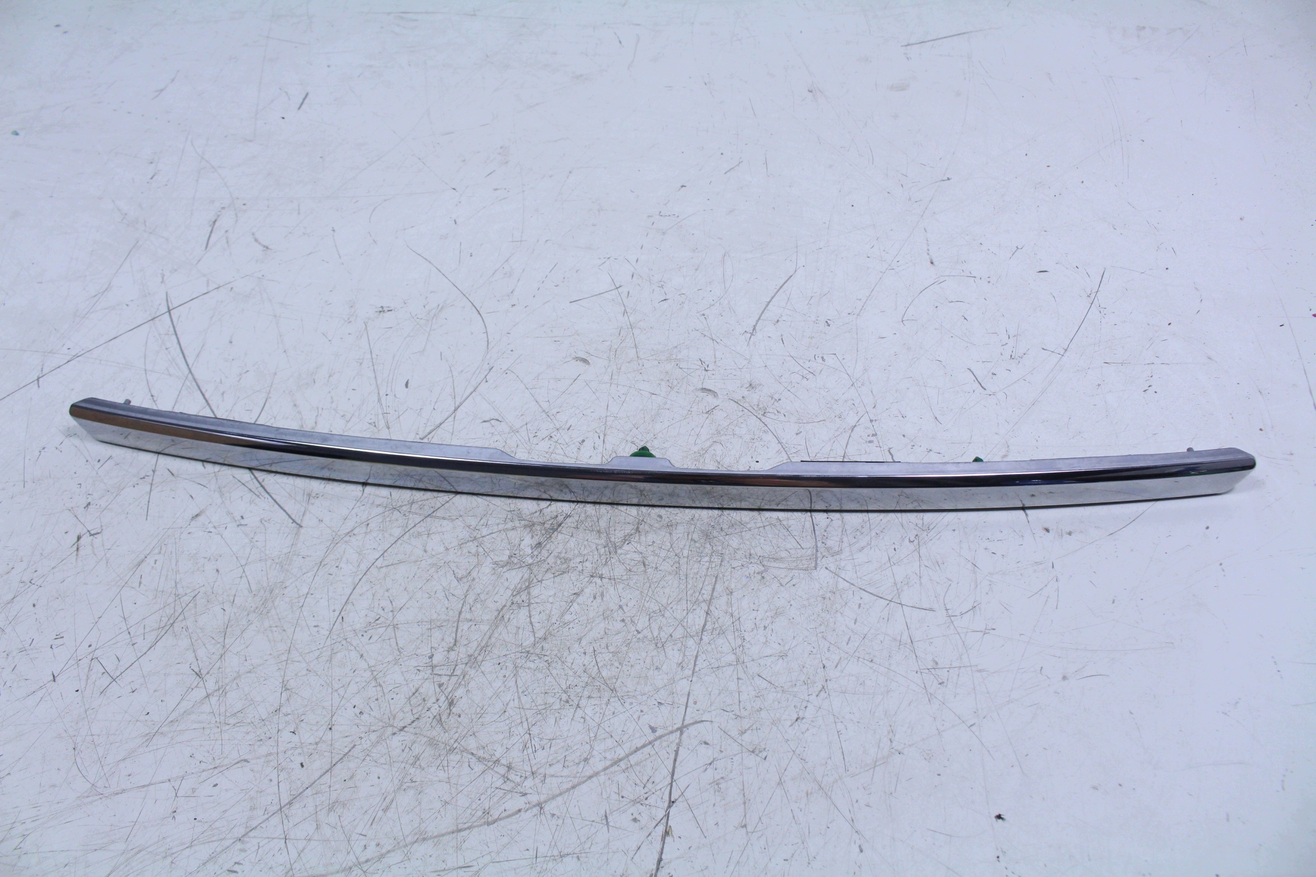 Nissan X-Trail T32 Heckklappenleiste OEM 908104CM0A image 2