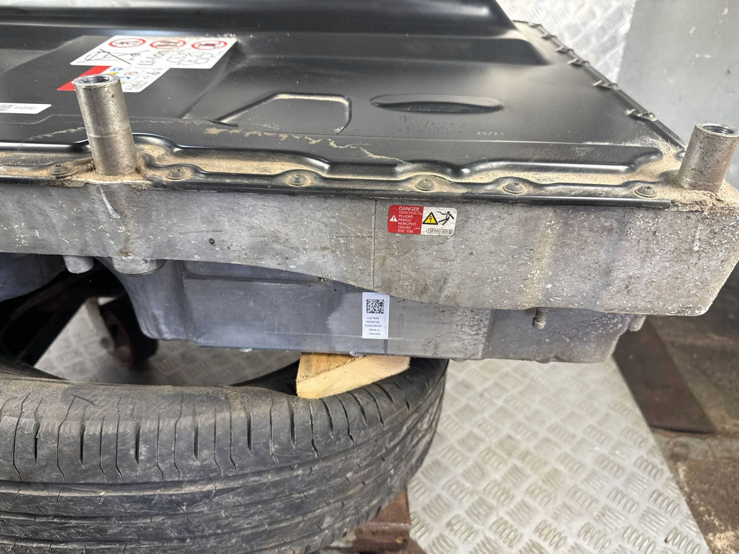 Bateria híbrida Audi A3 8Y OEM 5WA915588E Usada image 7