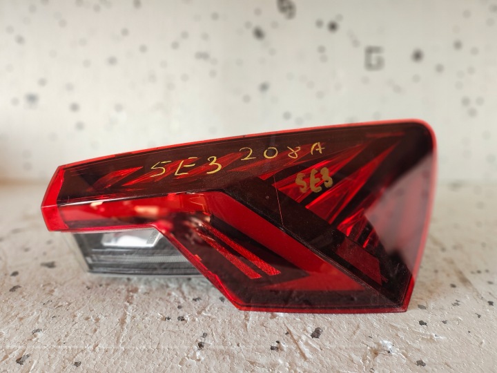 Rear Lamp Skoda Octavia IV 5E3945208A