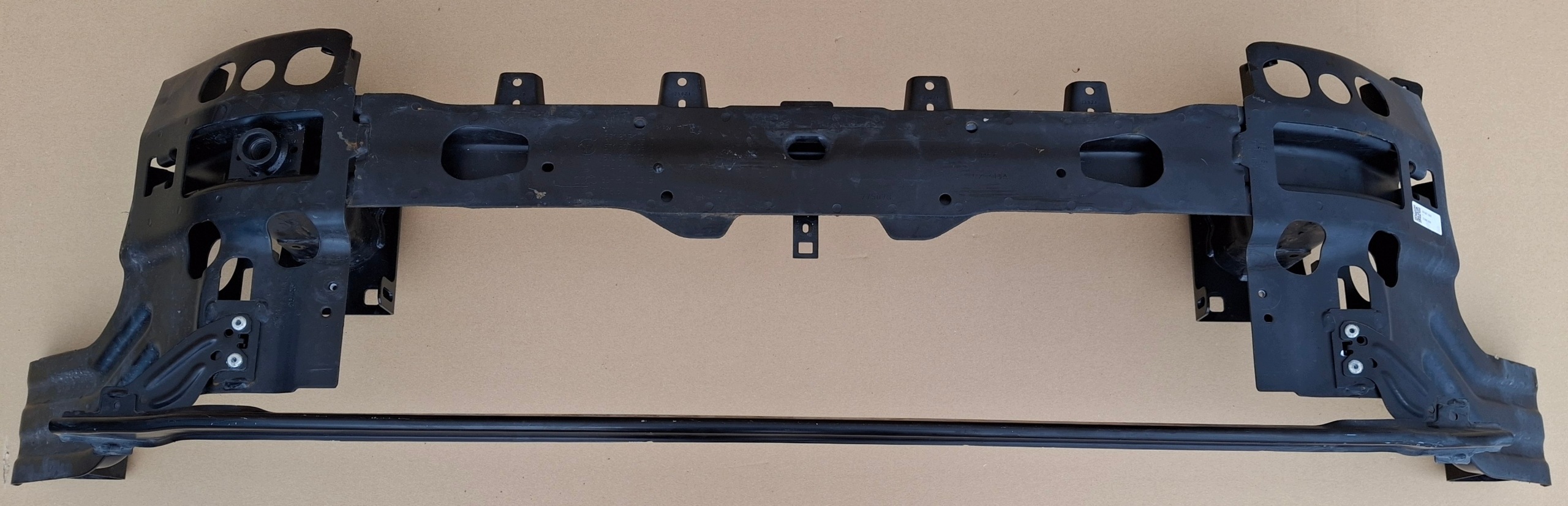Front Reinforcement Beam OEM 571807109A Used image 2