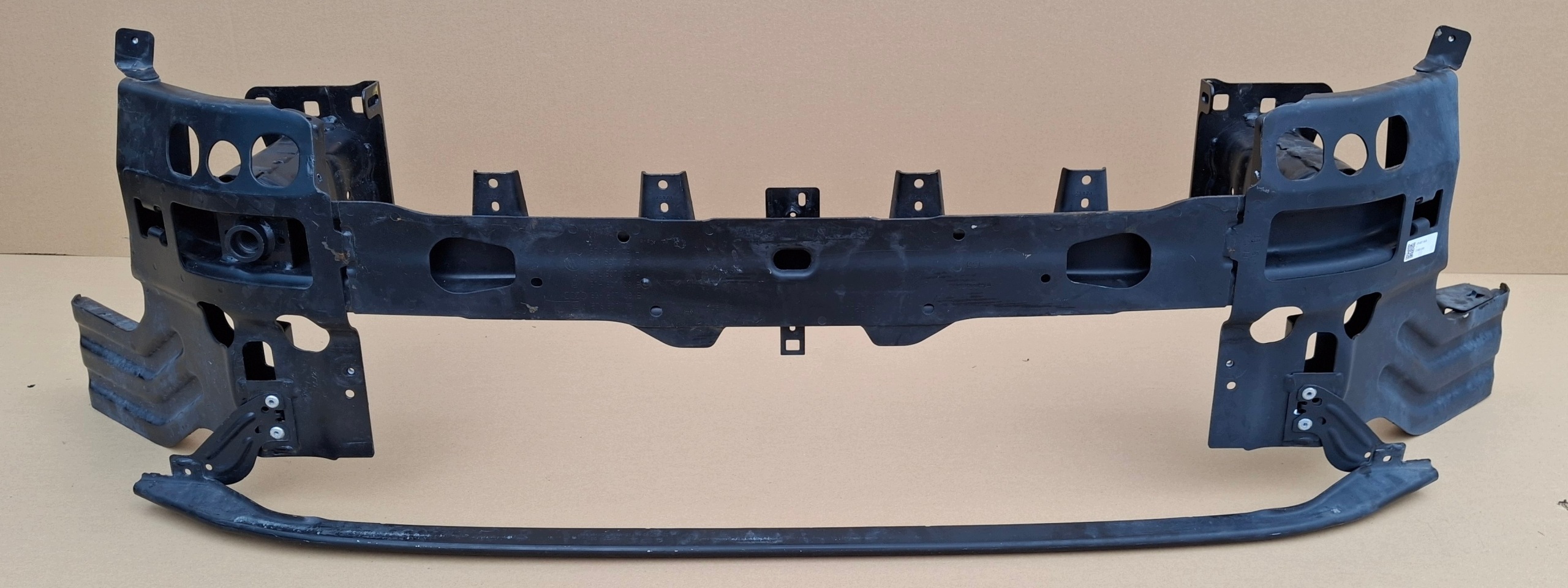 Front Reinforcement Beam OEM 571807109A Used image 5