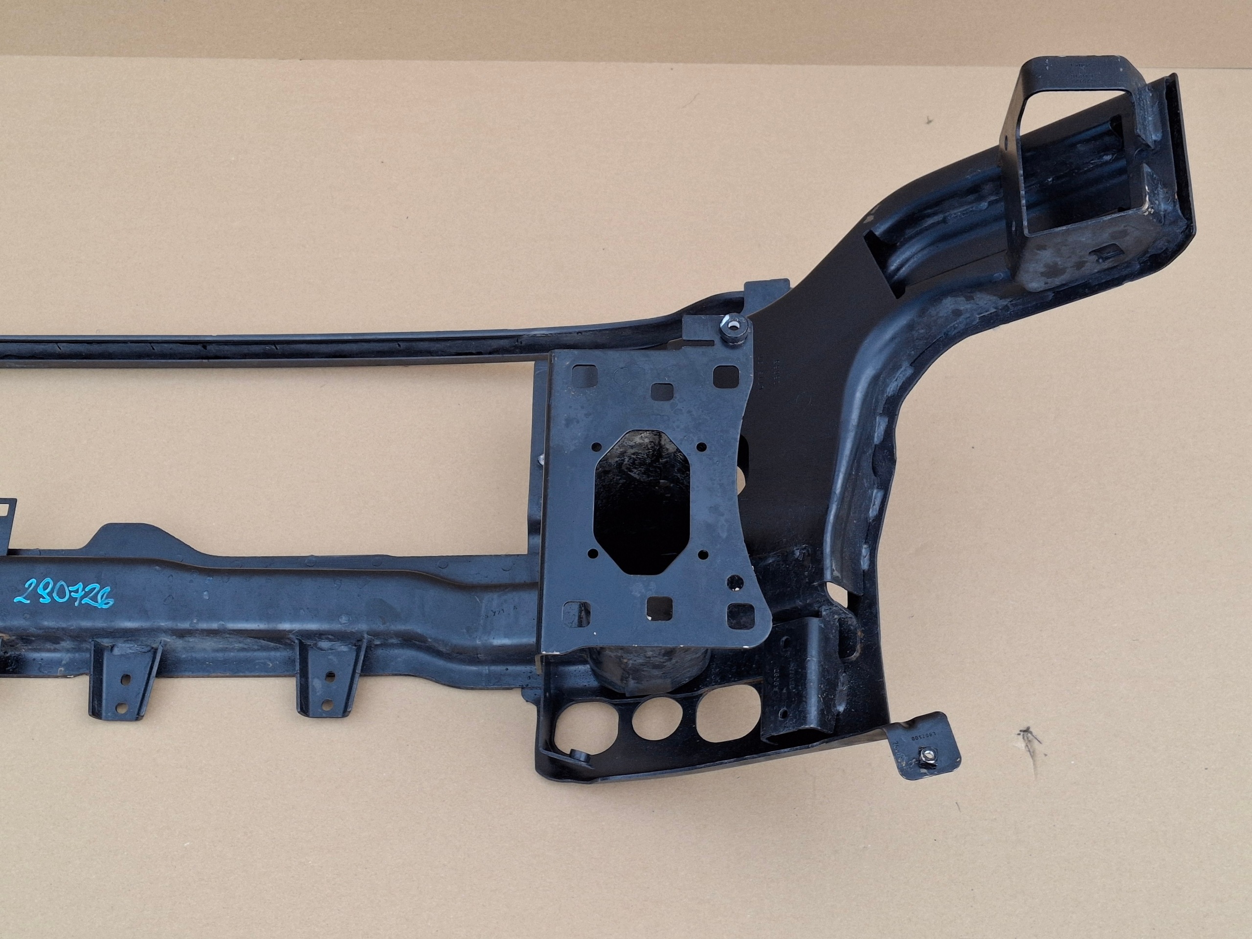 Front Reinforcement Beam OEM 571807109A Used image 10