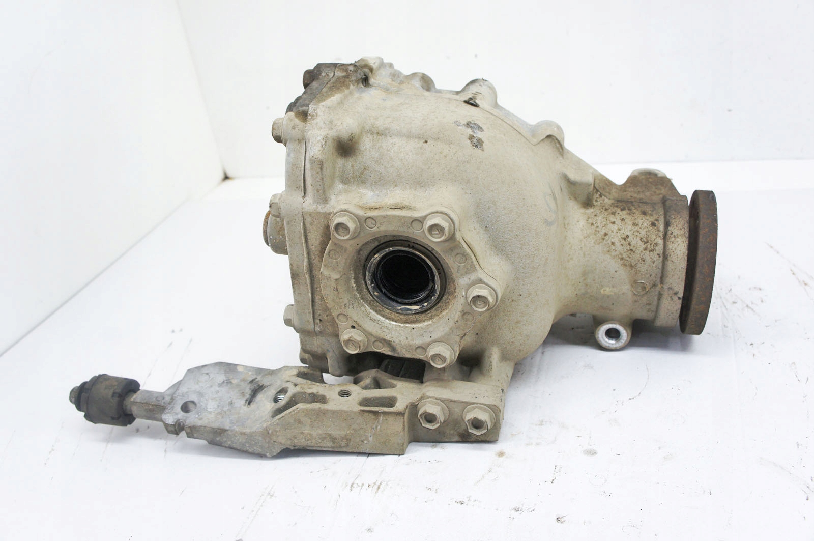 Infiniti Q50 3.5 Hybrid framdifferential OEM NL0766 image 4