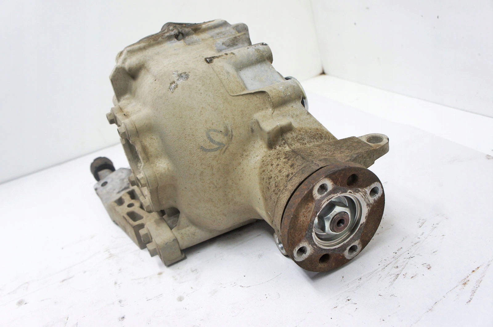 Infiniti Q50 3.5 Hybrid framdifferential OEM NL0766 image 5