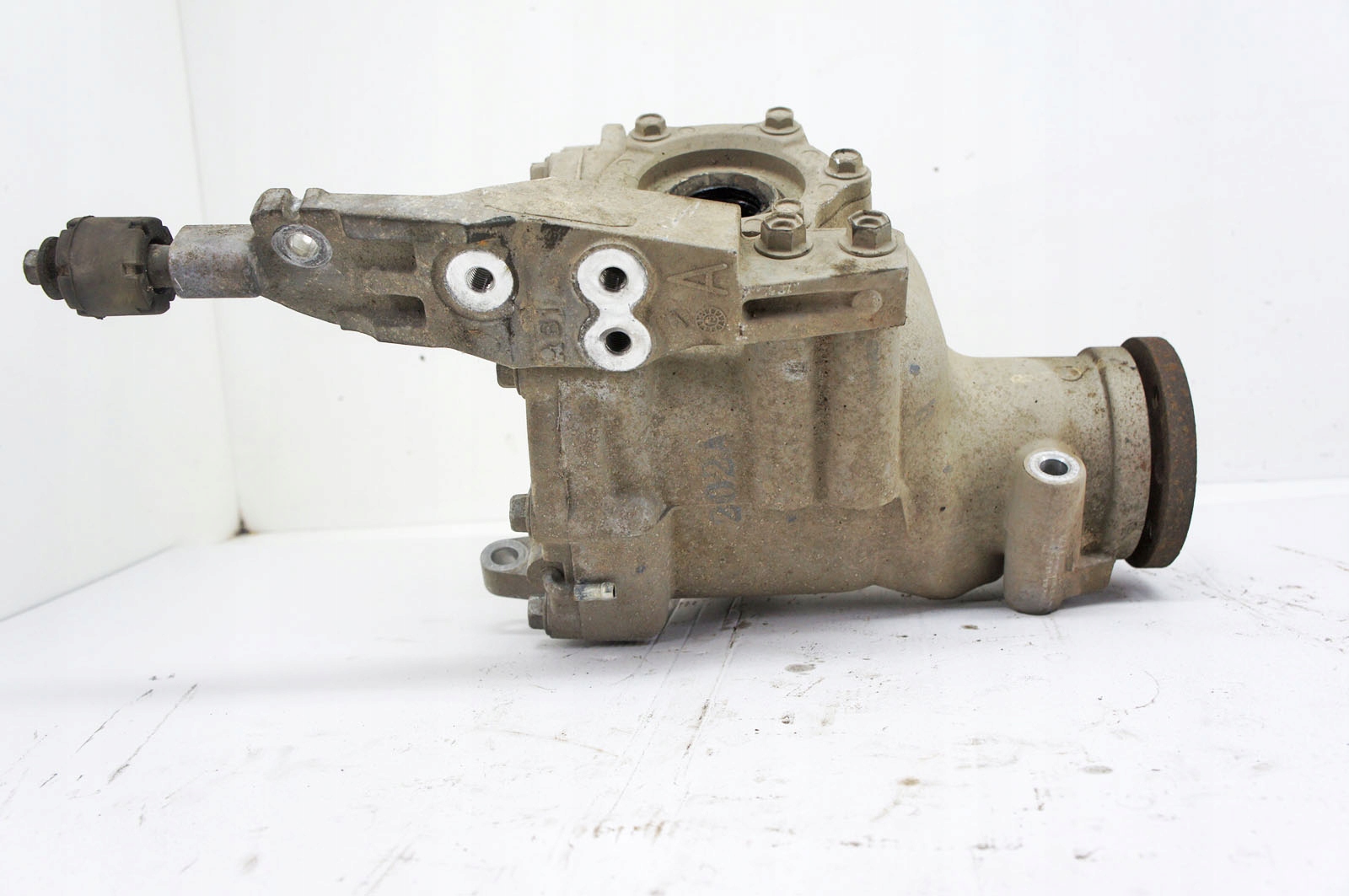 Infiniti Q50 3.5 Hybrid framdifferential OEM NL0766 image 6