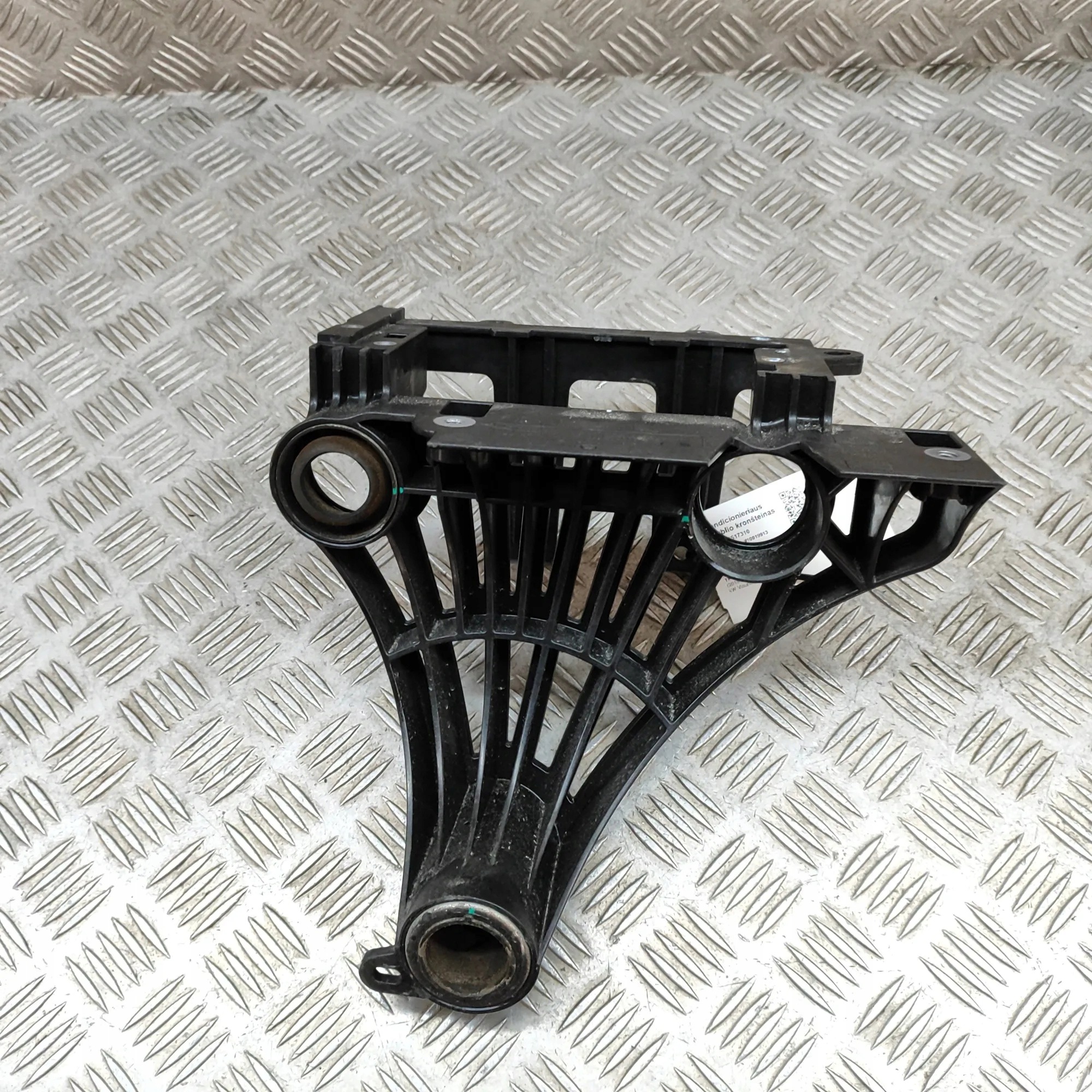 Support compresseur climatisation Tesla OEM 167362700C image 3