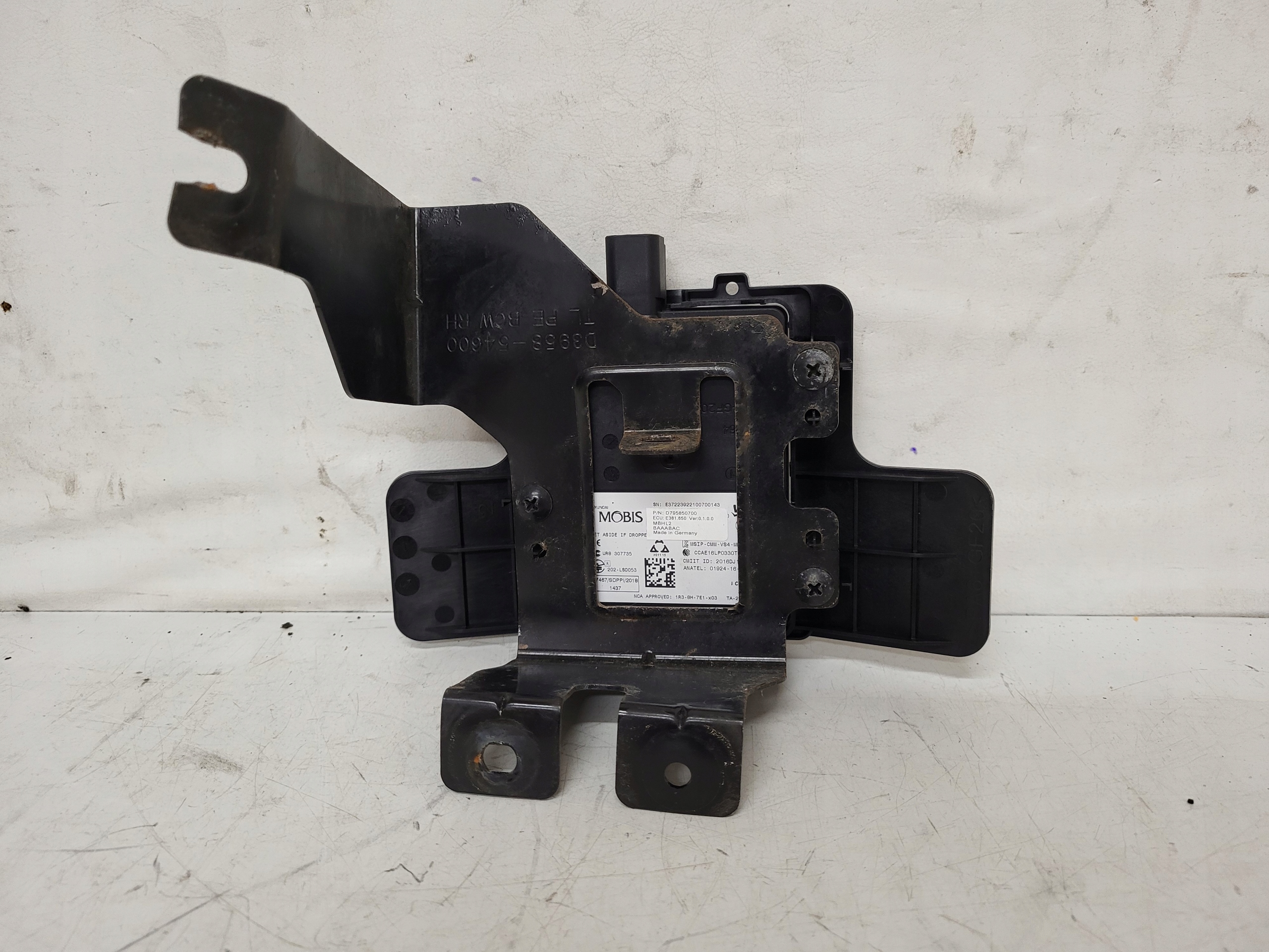 Dodehoek sensor rechts OEM 95820-D7700 image 3
