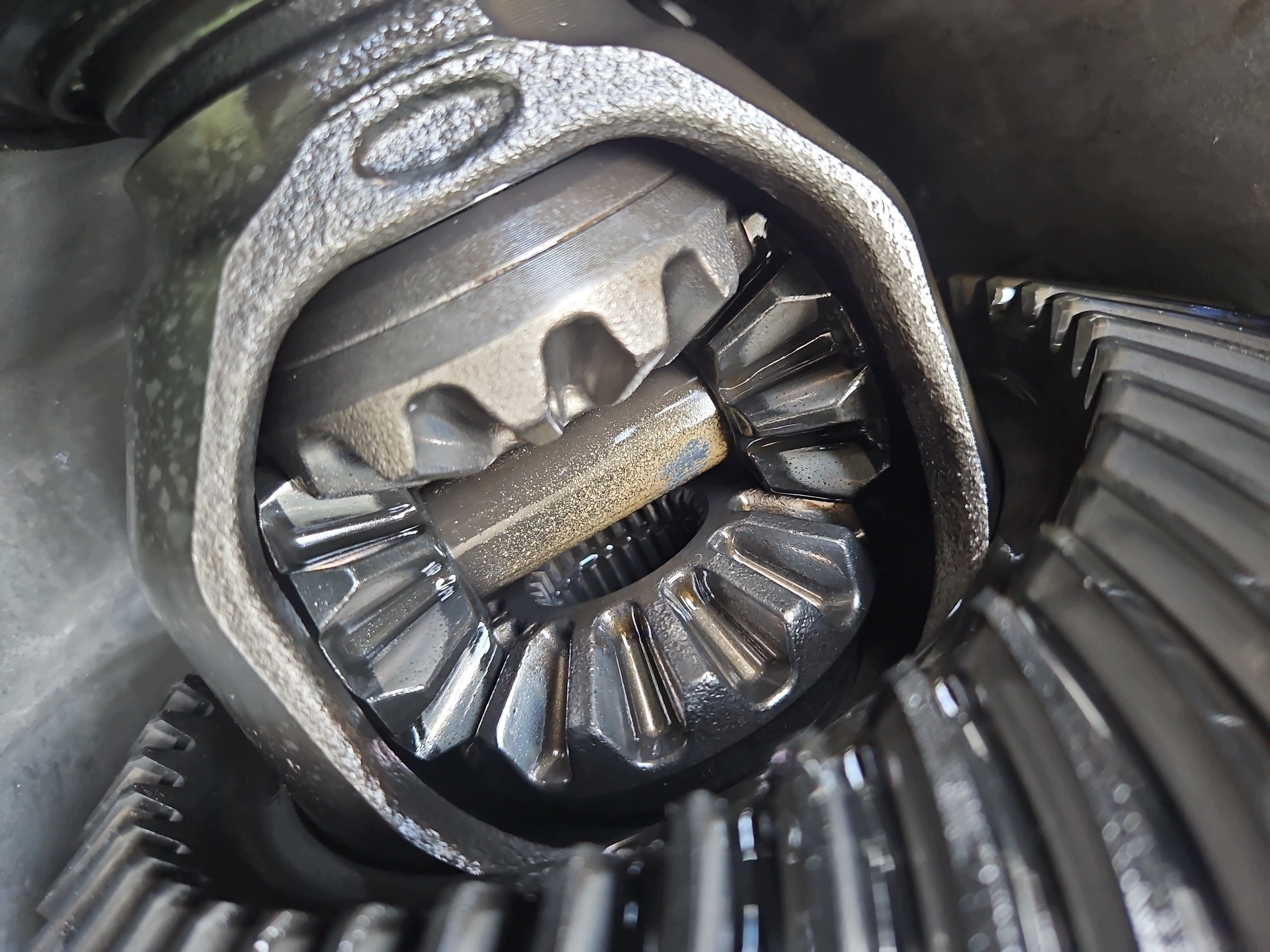 BMW Hinterachsdifferential OEM 8647923 - Gebraucht image 4