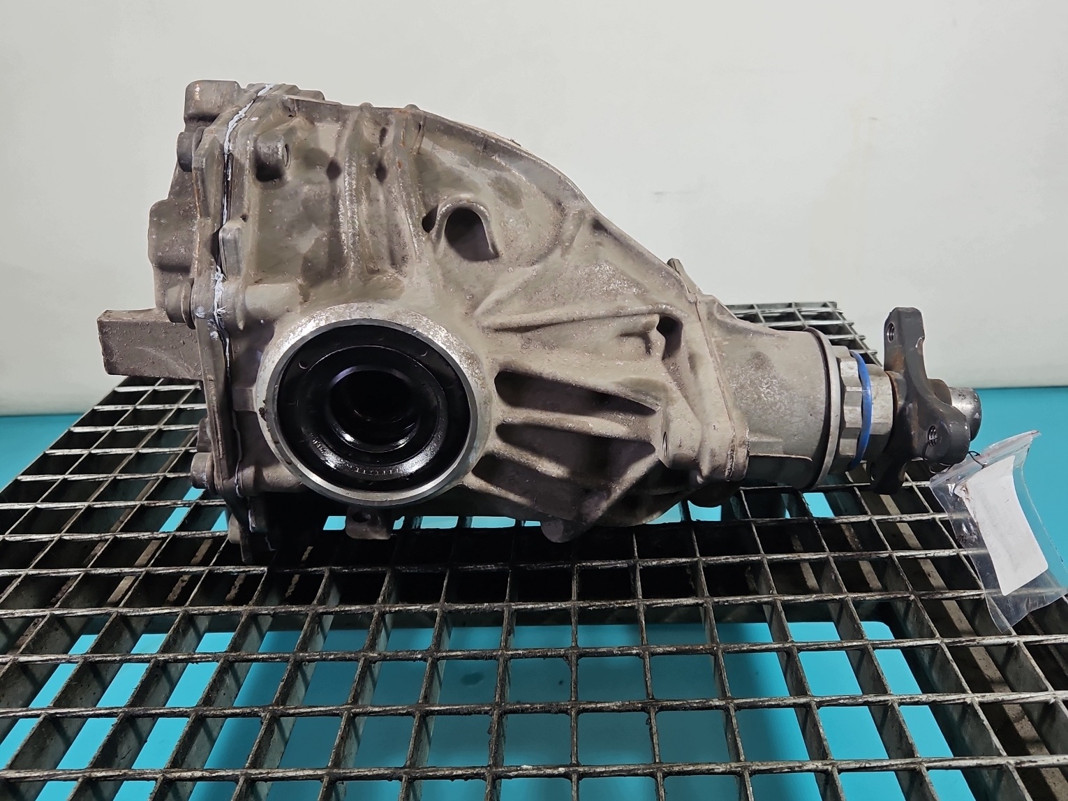 BMW Hinterachsdifferential OEM 8647923 - Gebraucht image 9