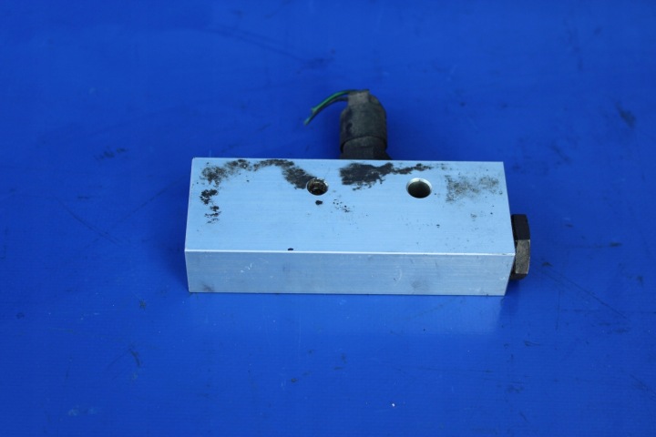 Valvola distributore ABC OE Mercedes SL R230 SL500 W215 W220 A22032000051
