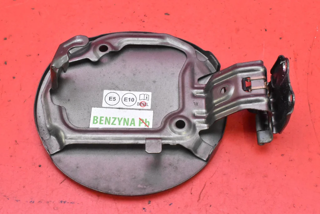 Toyota Yaris Fuel Filler Flap
