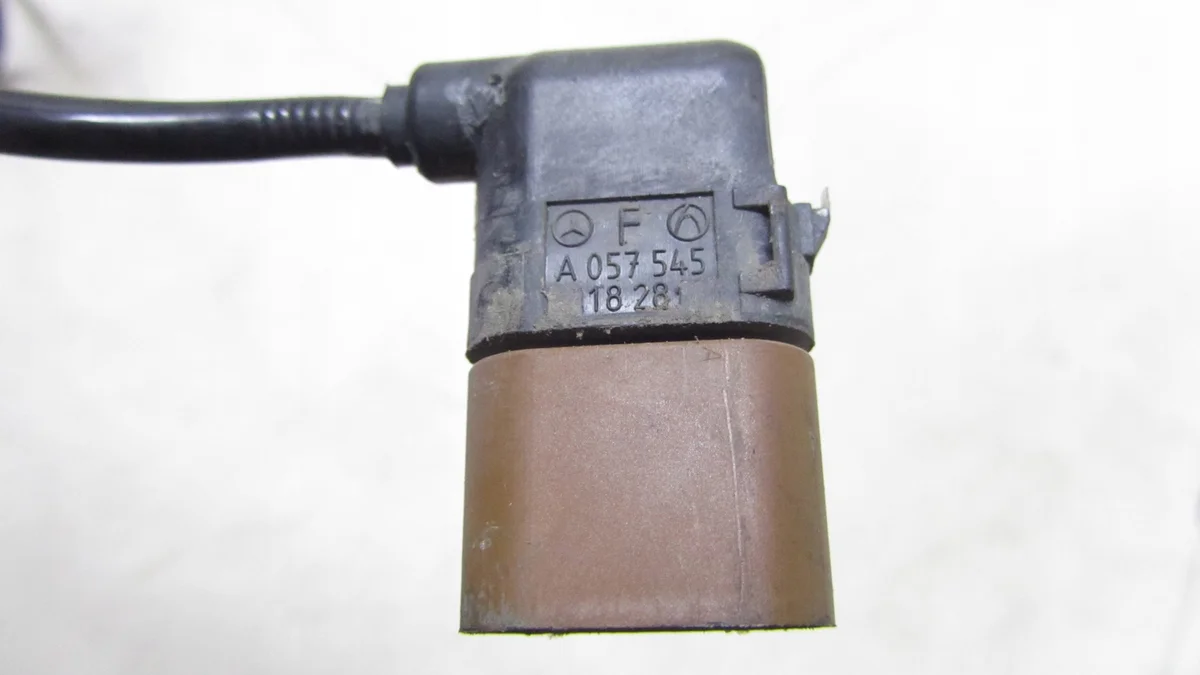 Mercedes W205 Dämpferleitung 14- 194/082 thumbnail 2