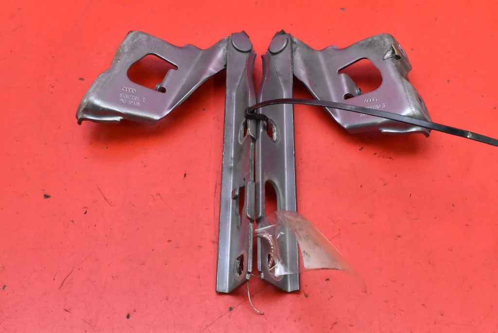 Charnière capot Audi A5 8T 2007-2011 image 3