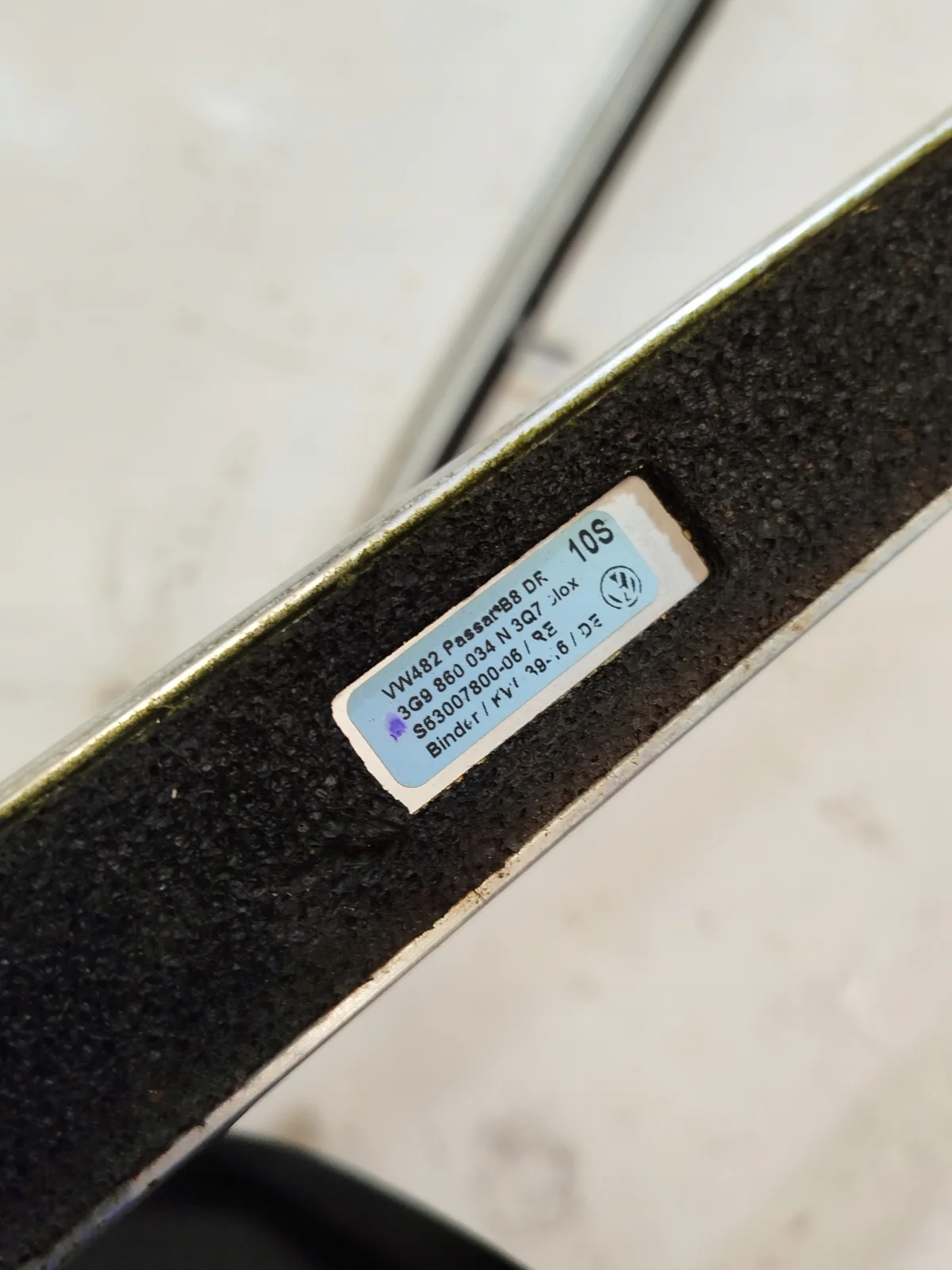 Dachreling VW Passat B8 Kombi R-Line gebraucht image 9