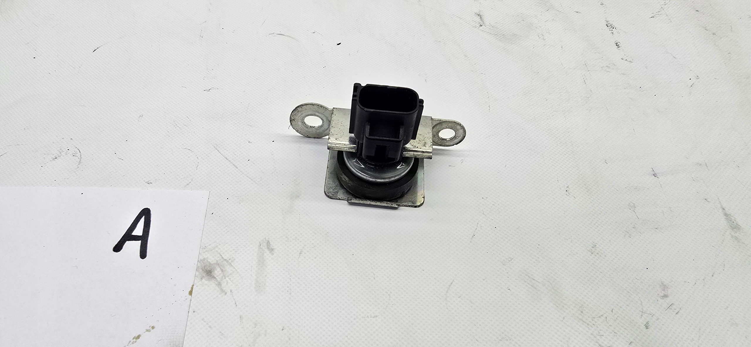 Jaguar XK X150 Sensor XW43-3C190-AC image 2