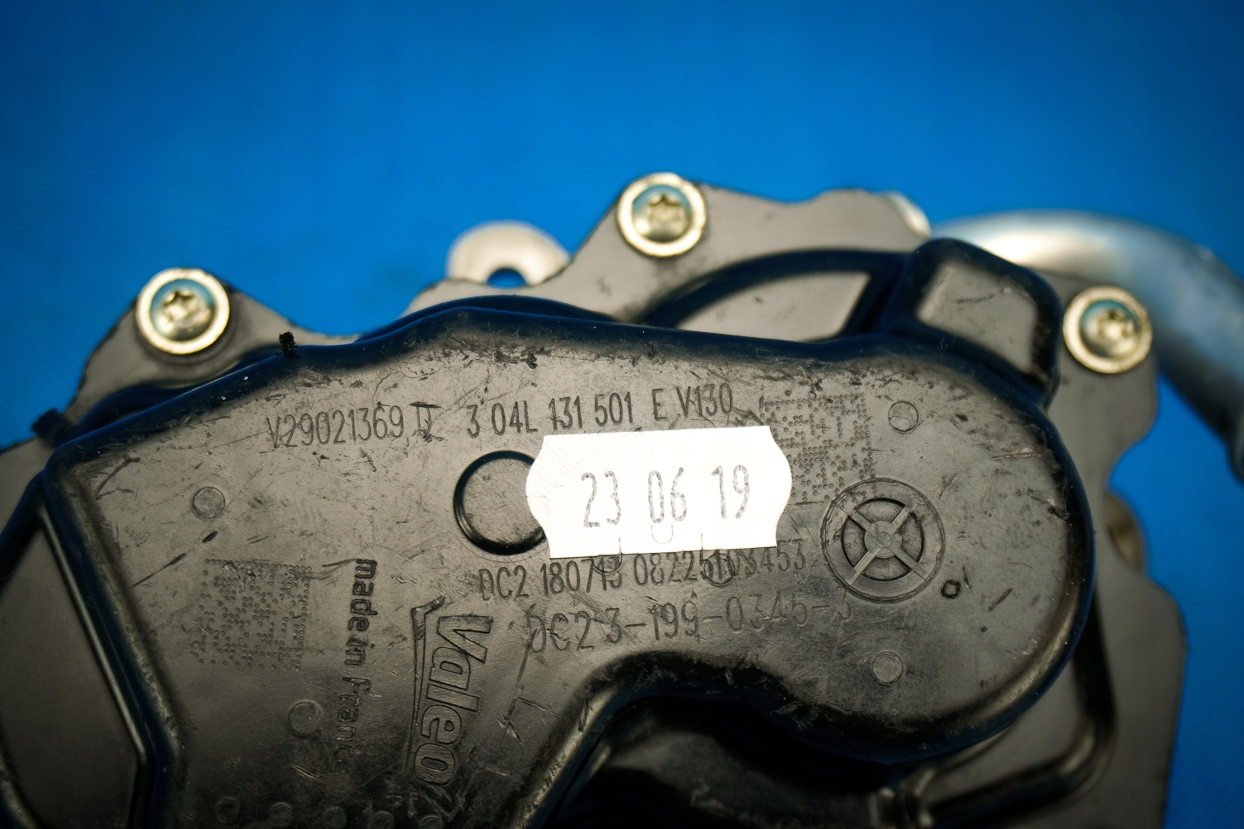 Válvula EGR Audi VW Seat Skoda 04L131501E image 6