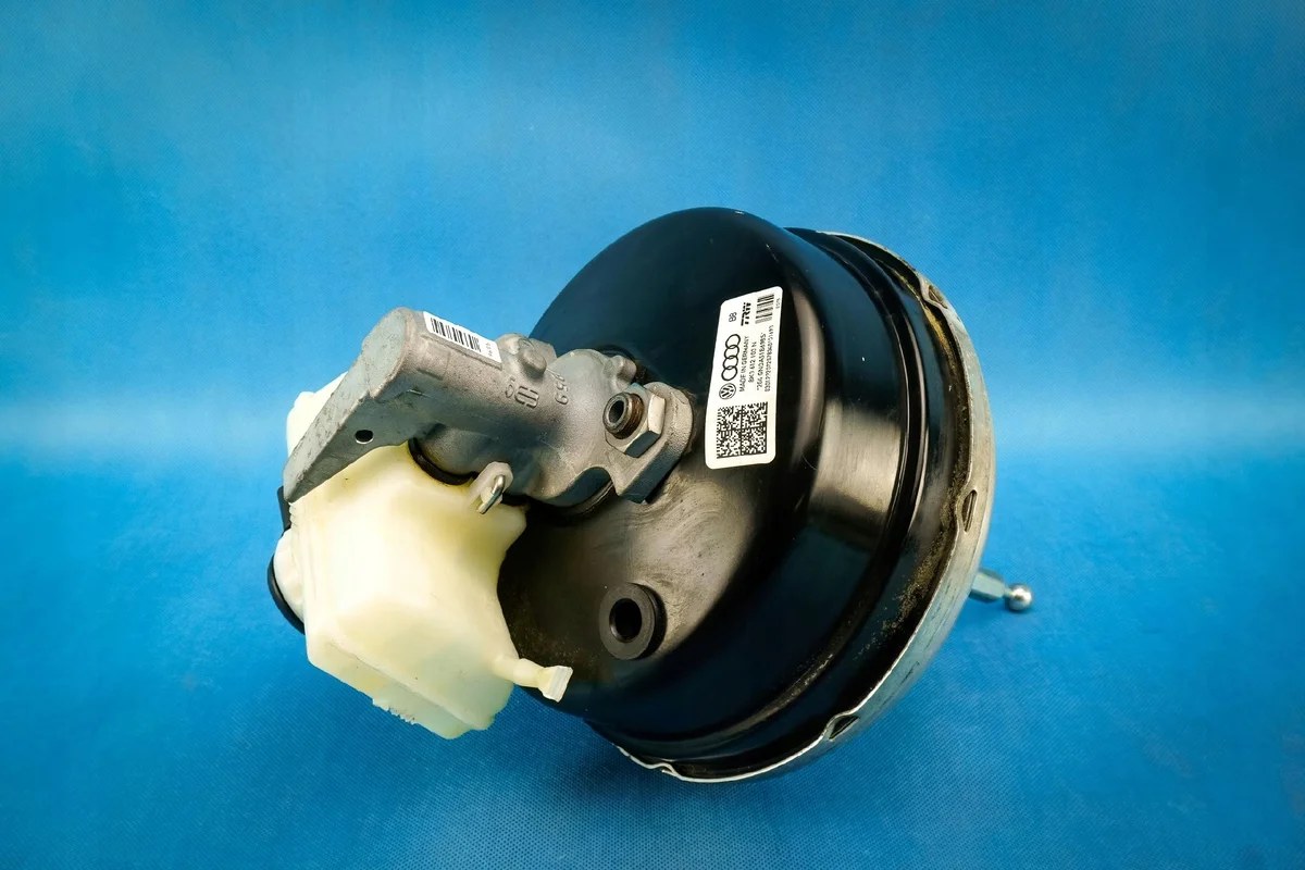 Servofrein Audi A4 A5 8K0612103N image 2
