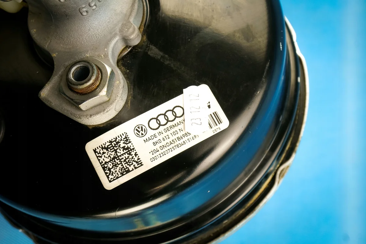 Servofrein Audi A4 A5 8K0612103N image 6