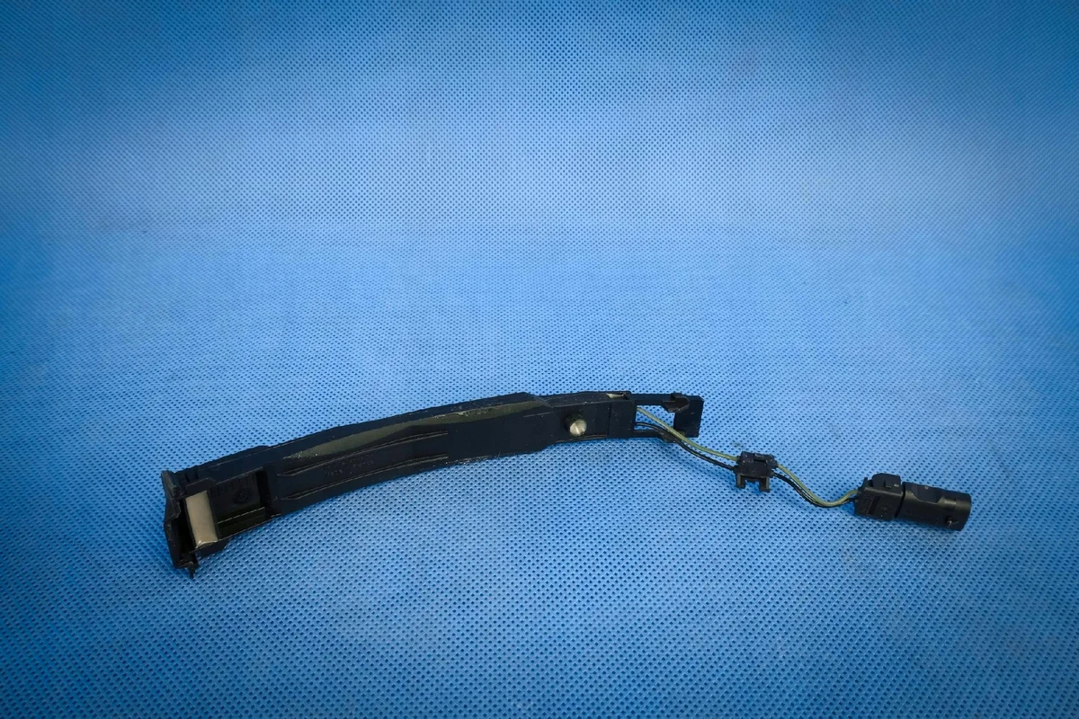 Keyless dörrhandtagssensor Audi 4G8927753B