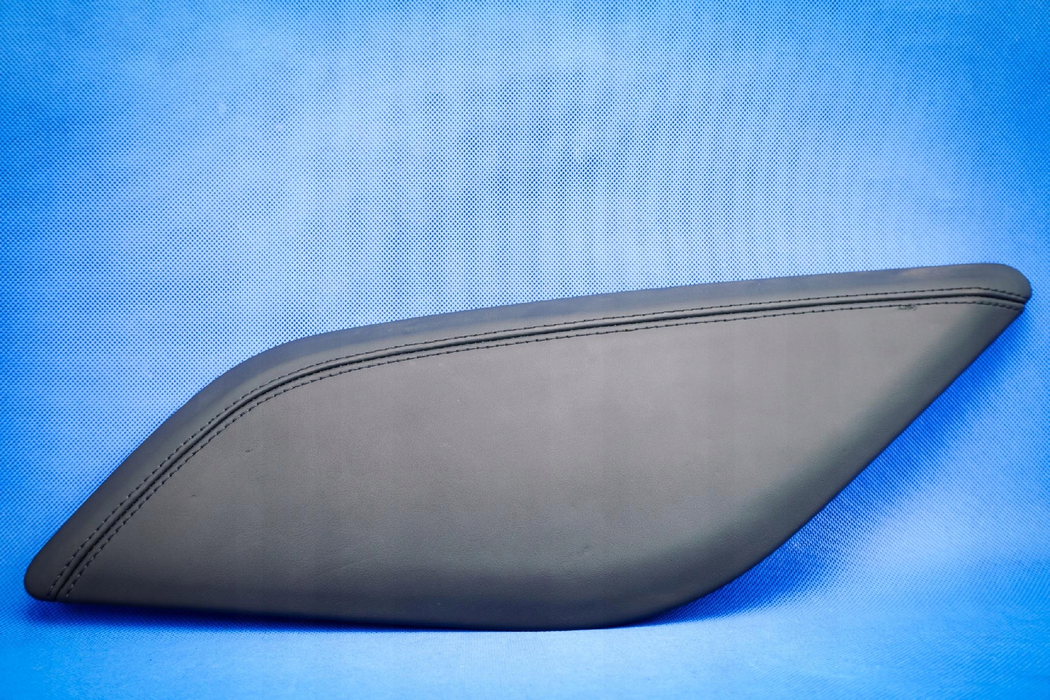 Audi A6 A7 Tunnel Cover Skin 4G0863306D image 2