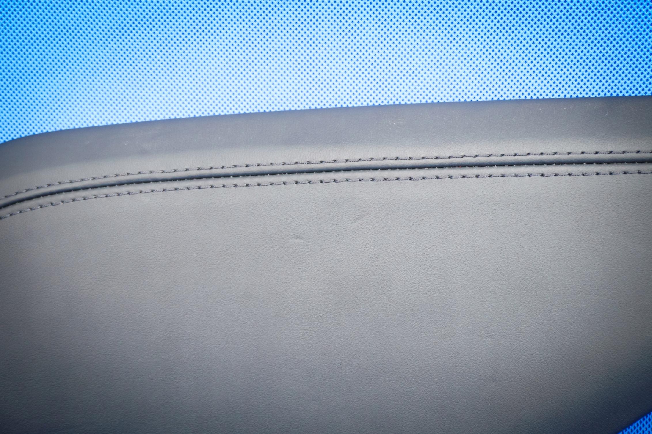 Audi A6 A7 Tunnel Cover Skin 4G0863306D image 3