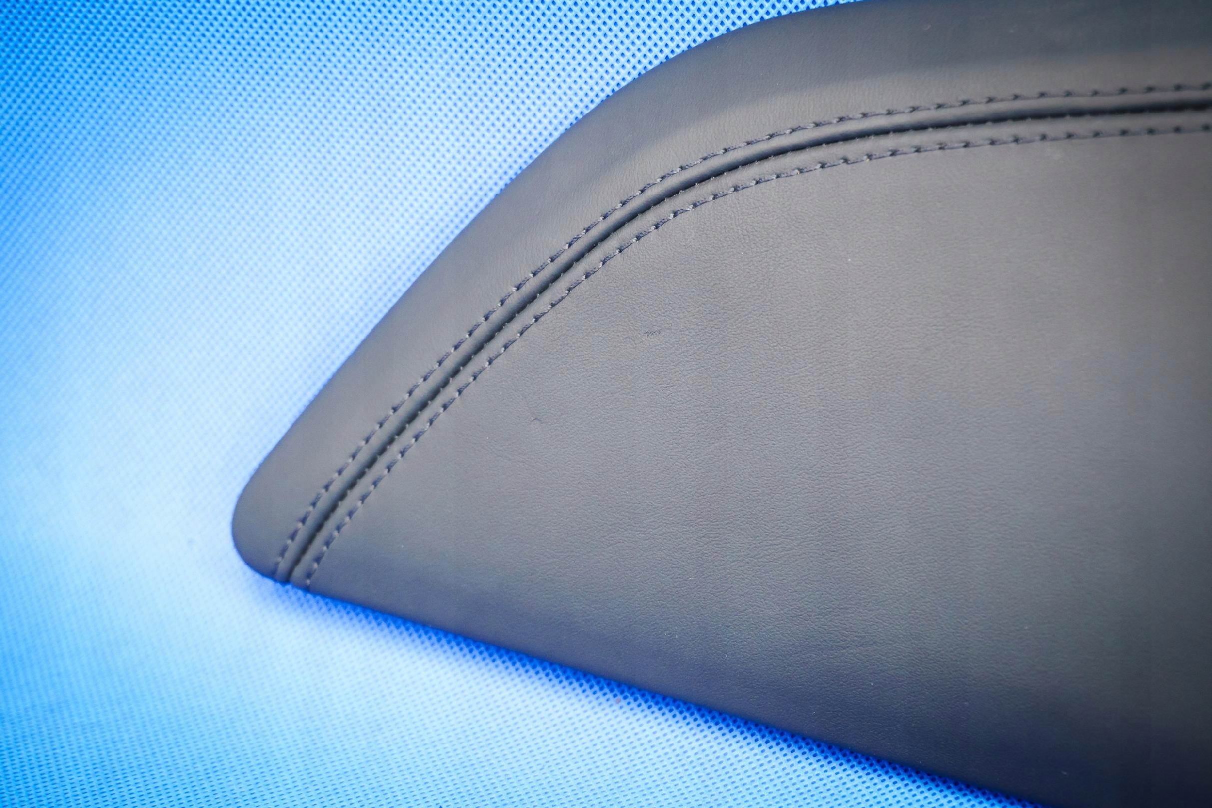 Audi A6 A7 Tunnel Cover Skin 4G0863306D image 4