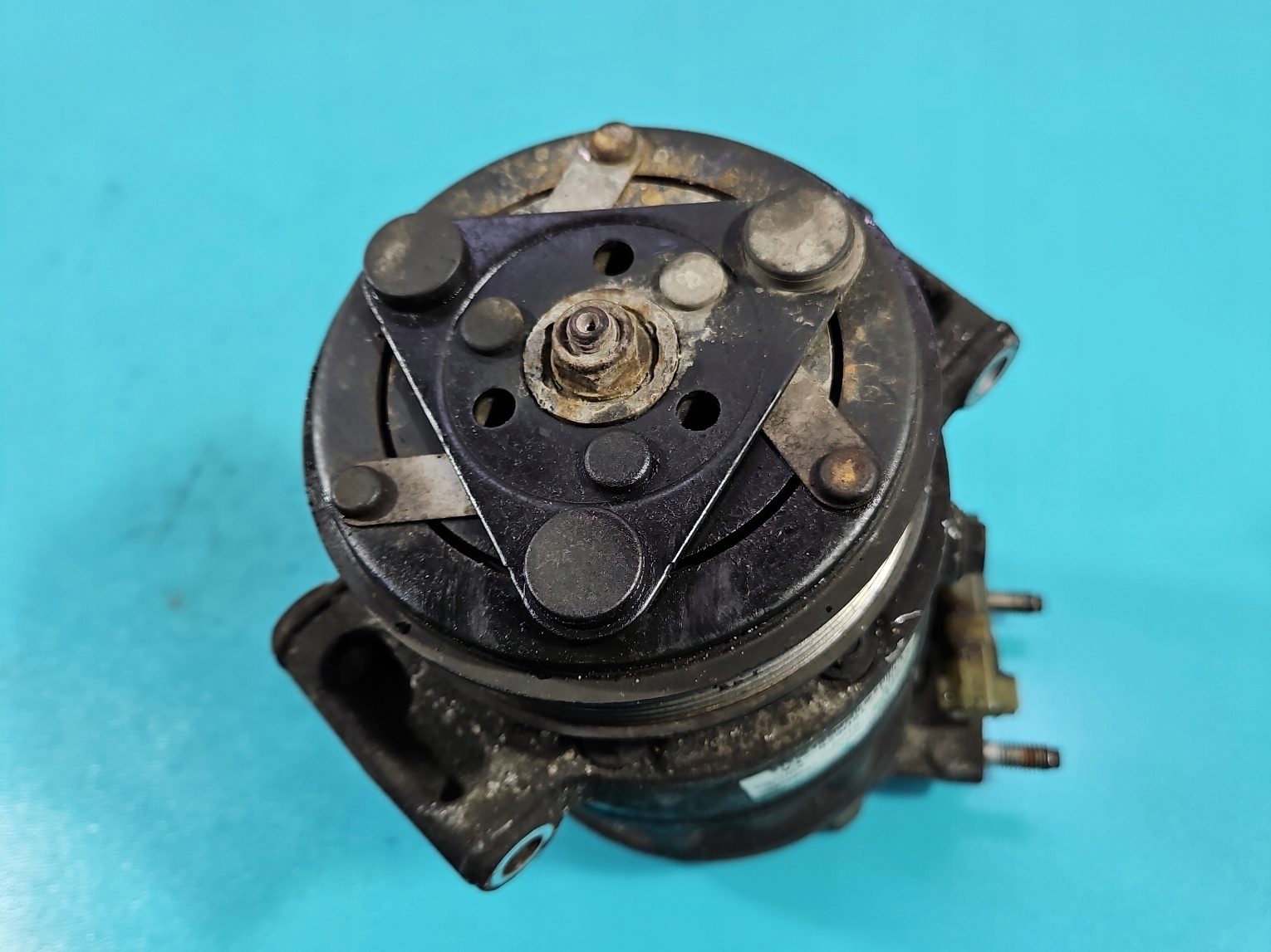 Klimakompressor CV61-19D629-EA für Ford Focus MK3 1.6 TDCI image 6