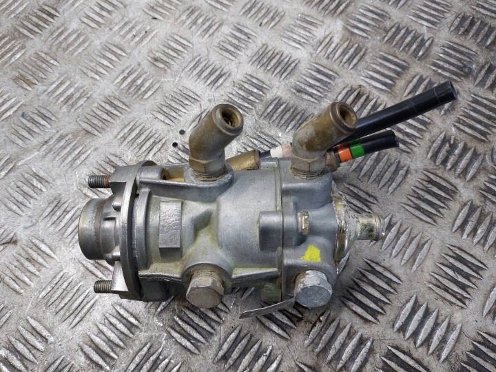 Pääjarruventtiili DAF 45 150 1994 1187327 ACU9197 KY1767/8