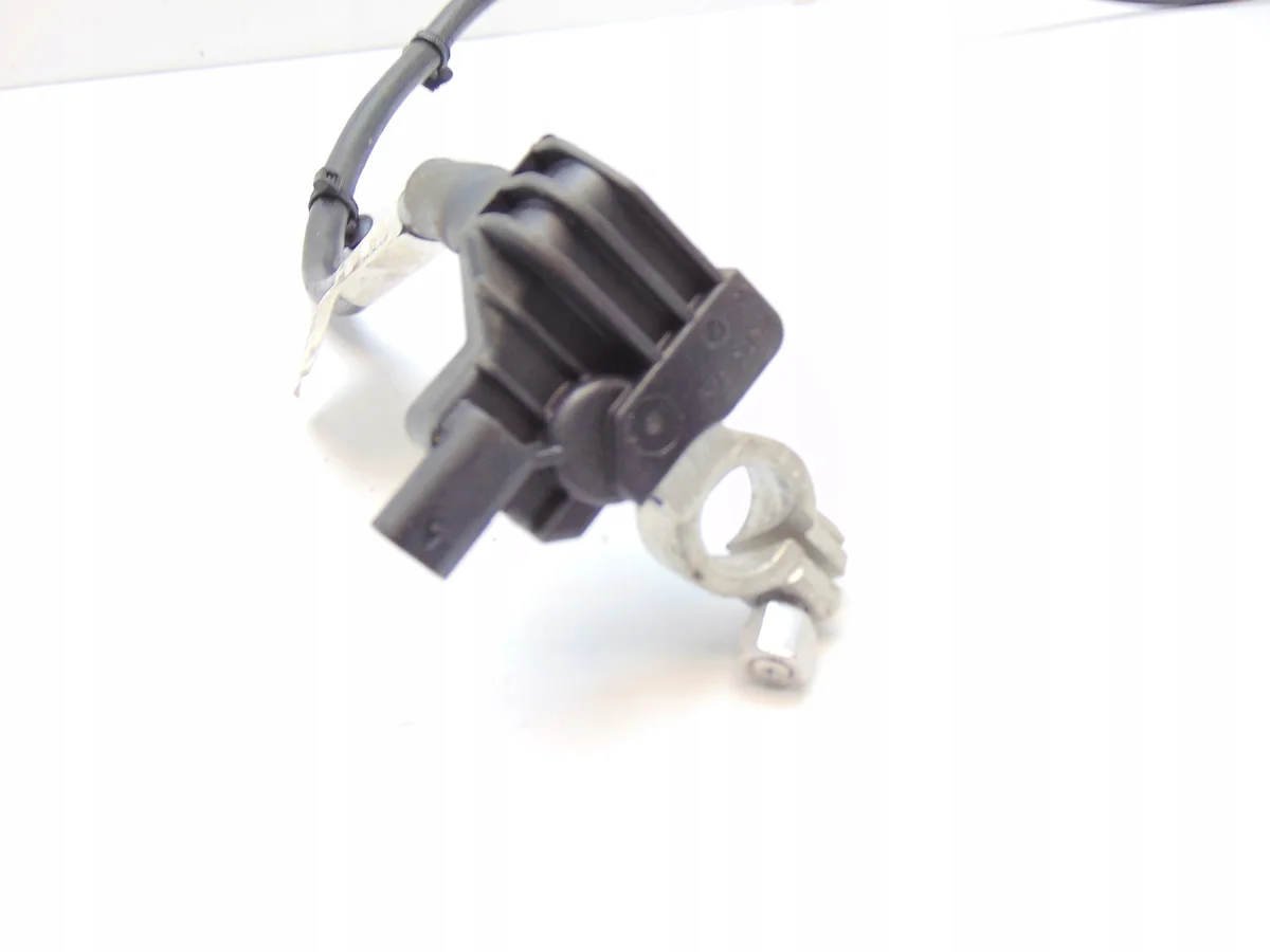 Audi 8K0915181E Terminal Bateria Usado image 3
