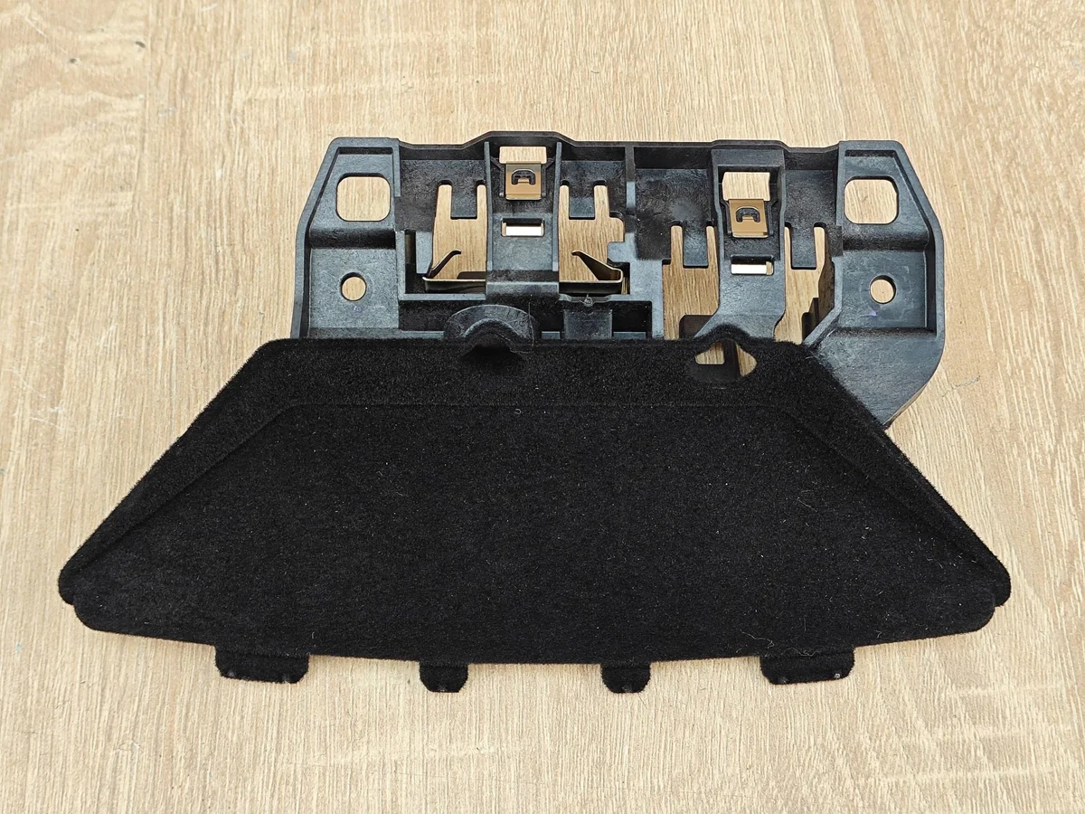 BMW X6 G06 F96 Windshield Camera Mount Cover